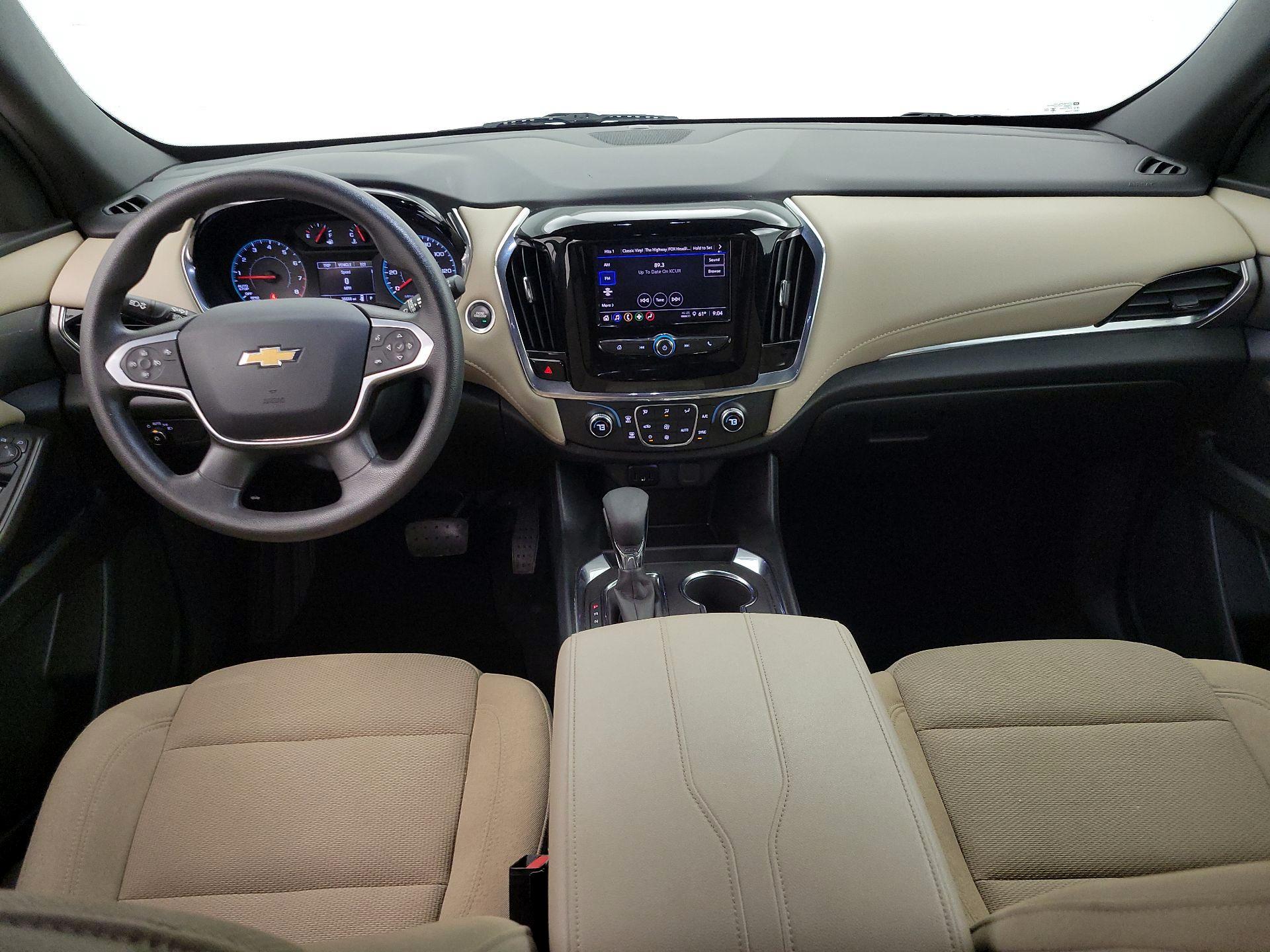 Thumbnail: 2023 Chevrolet Traverse - 9