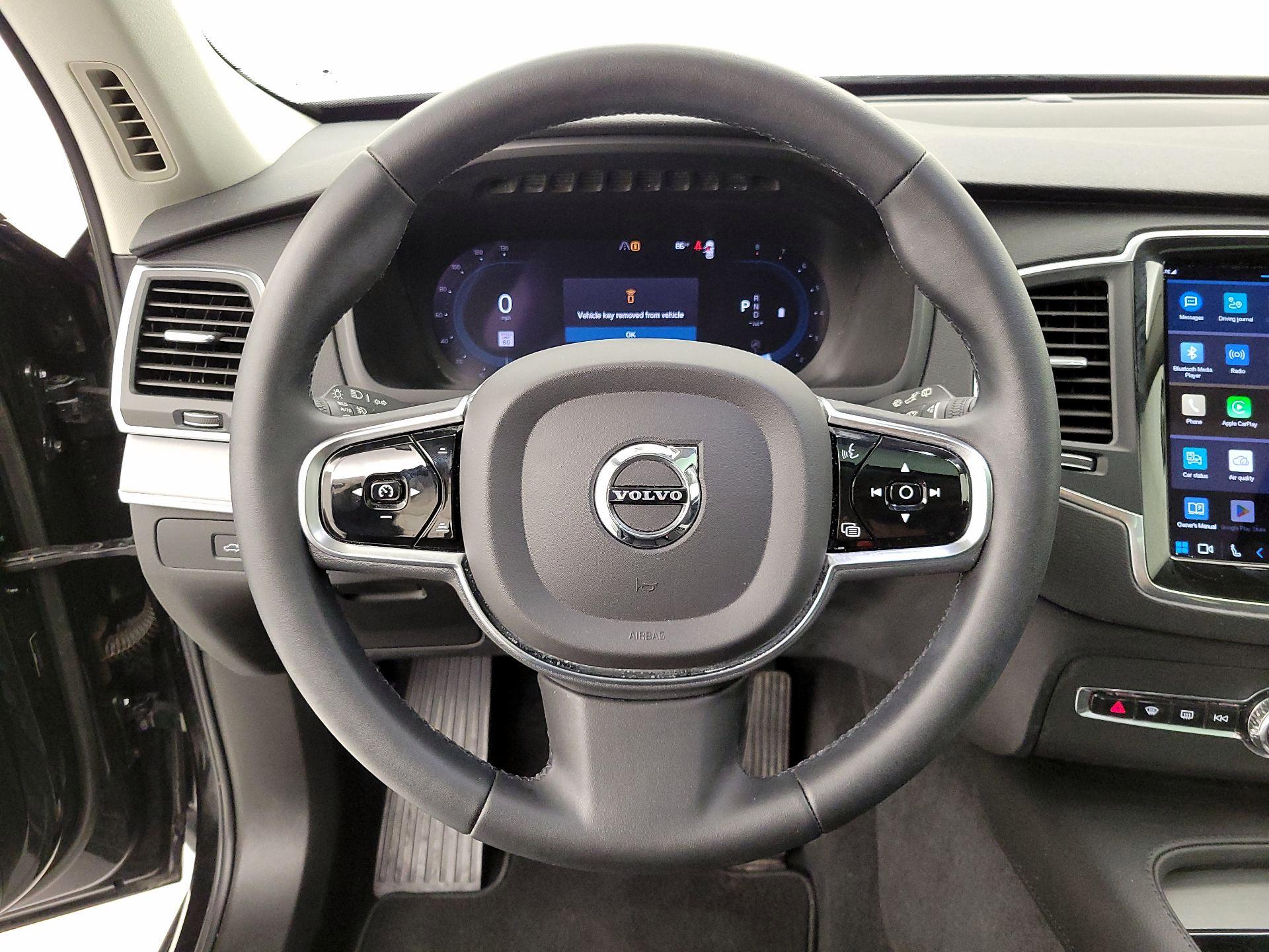 Thumbnail: 2023 Volvo XC90 - 10
