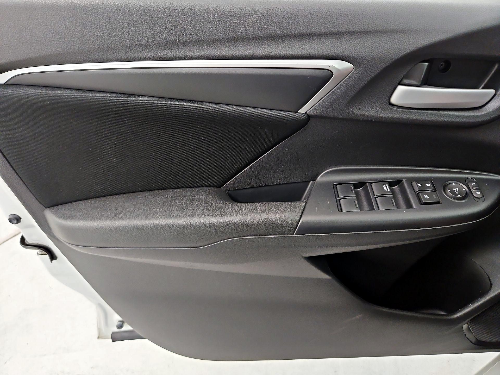Thumbnail: 2019 Honda Fit - 12
