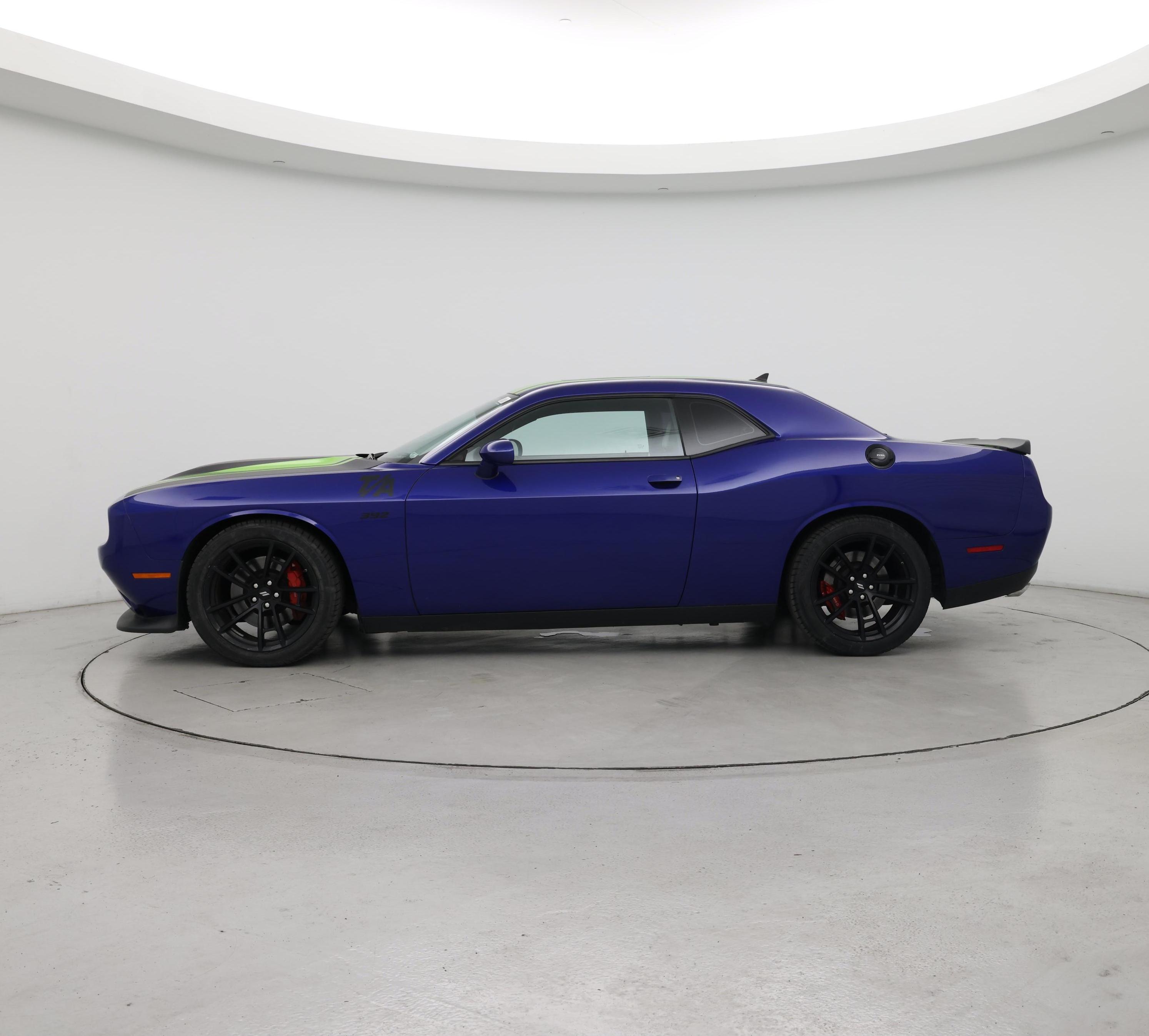 Thumbnail: 2021 Dodge Challenger - 3