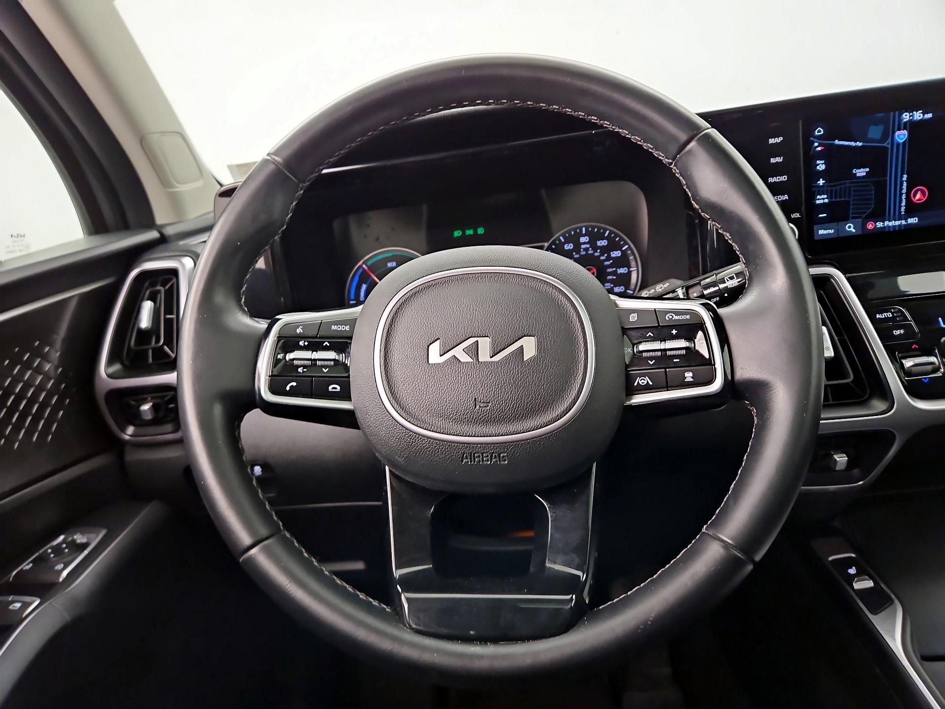 Thumbnail: 2022 Kia Sorento - 10