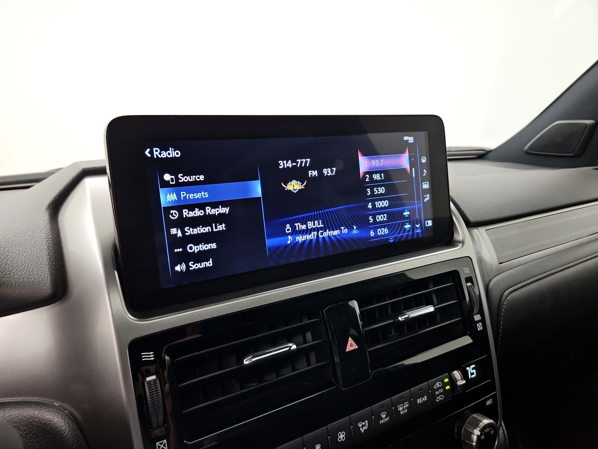 Thumbnail: 2023 Lexus GX - 16