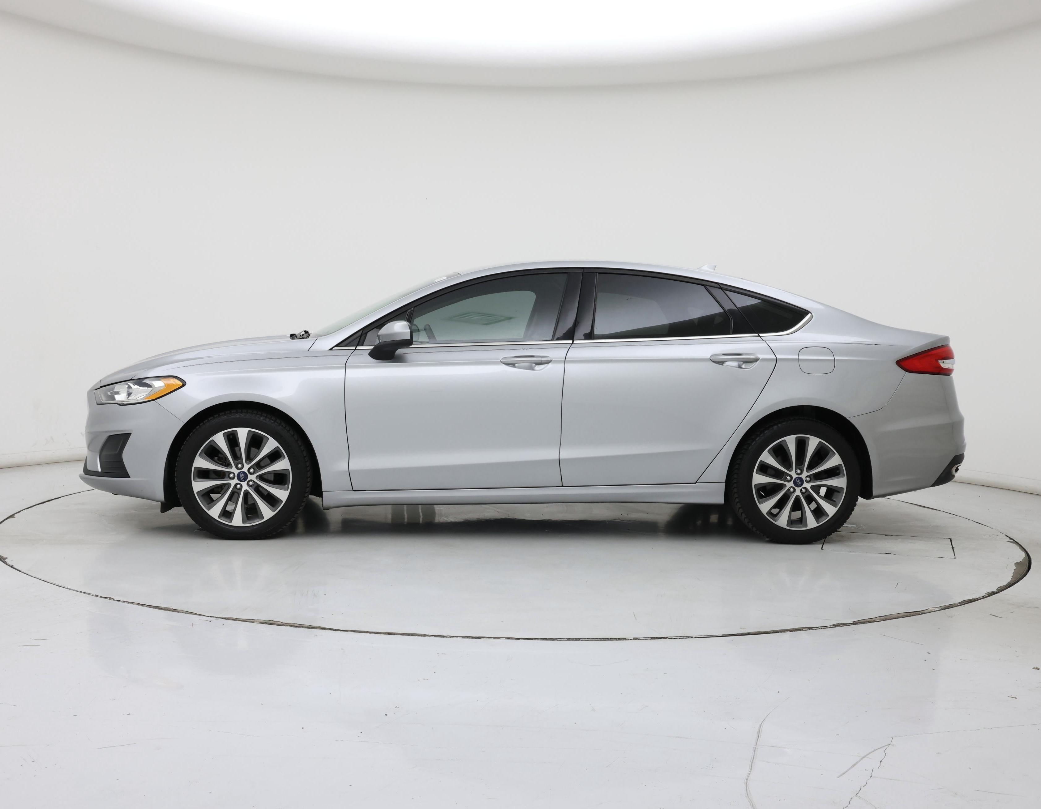 Thumbnail: 2020 Ford Fusion - 3