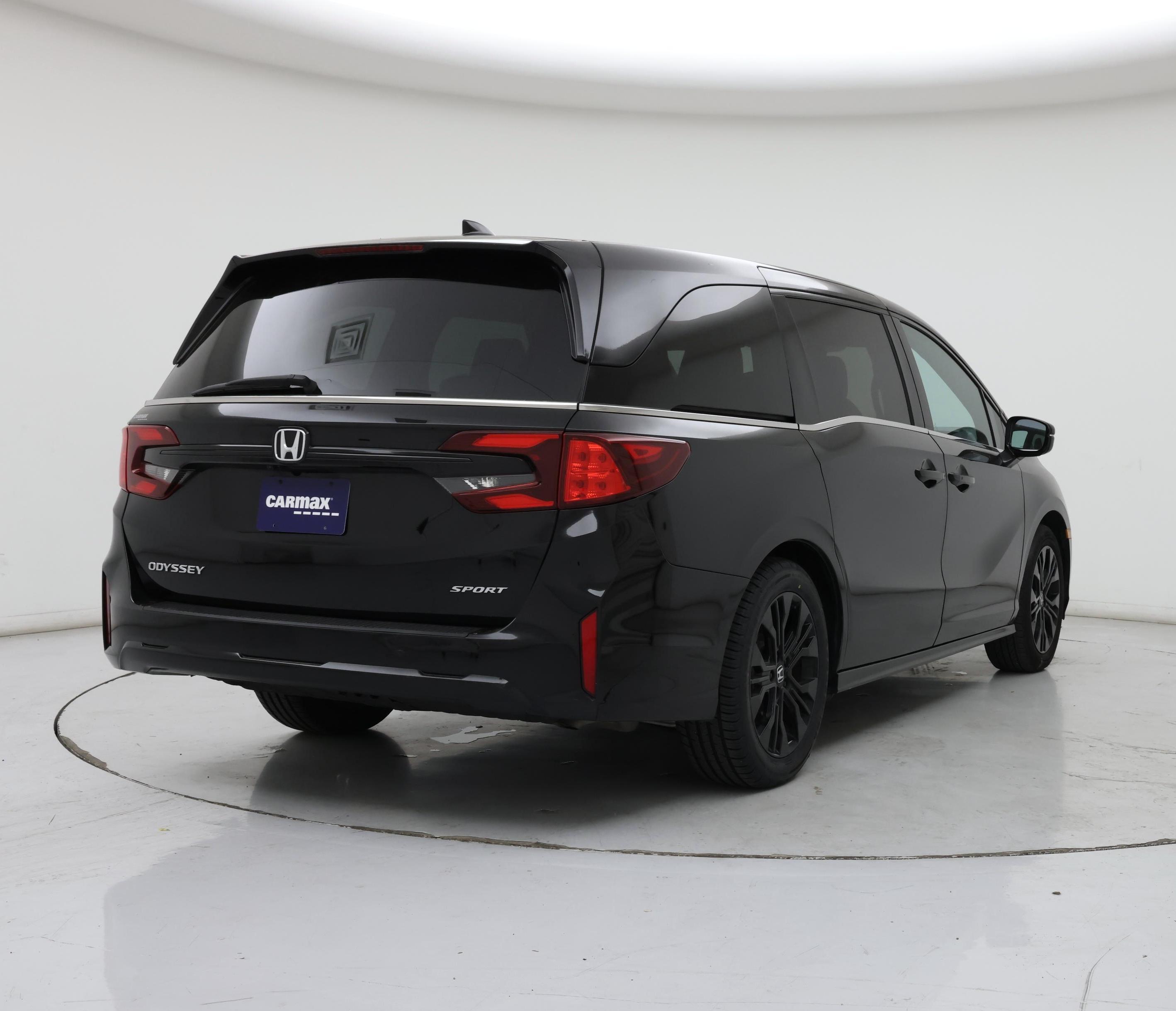 Thumbnail: 2025 Honda Odyssey - 8