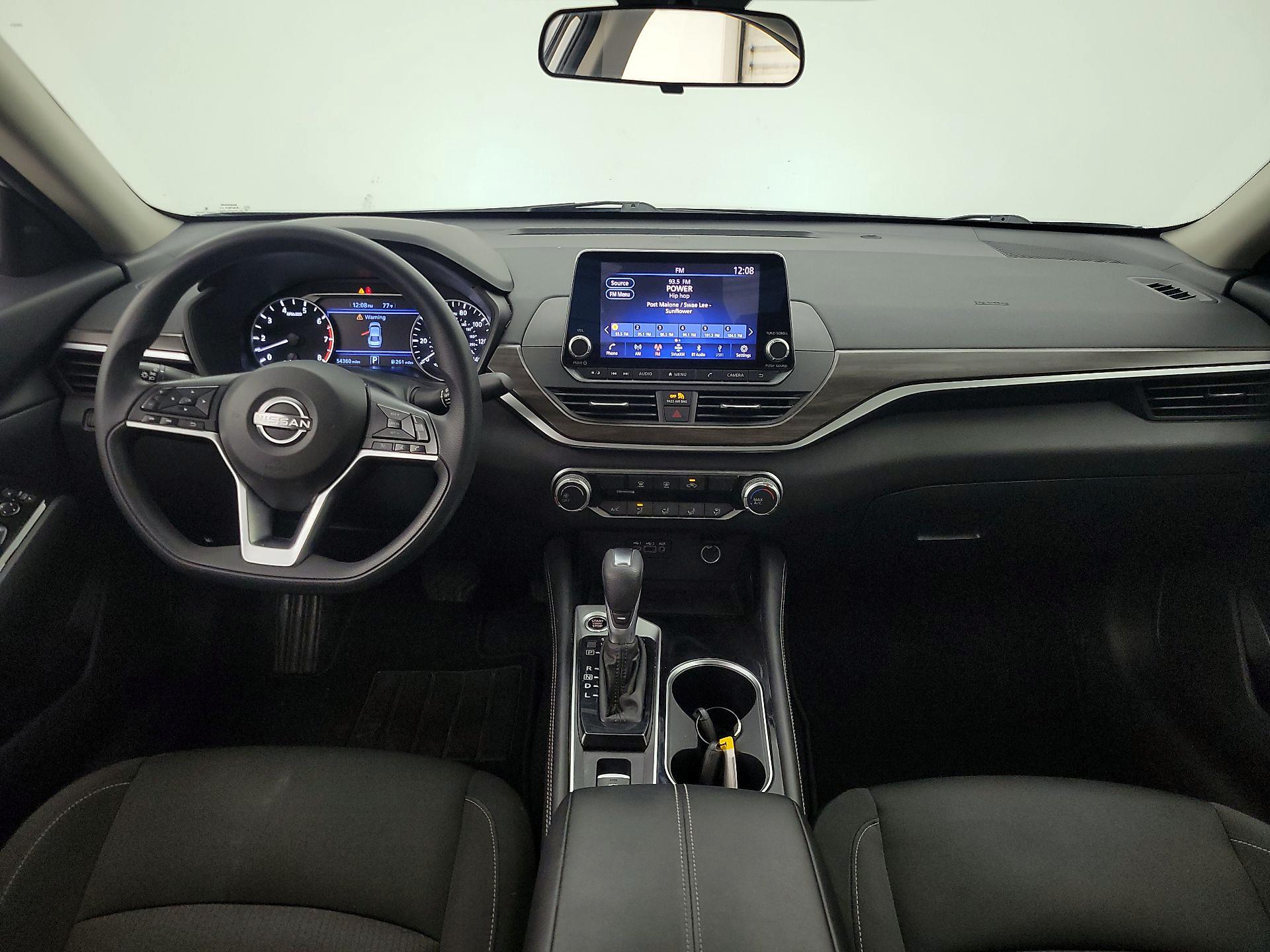 Thumbnail: 2023 Nissan Altima - 9