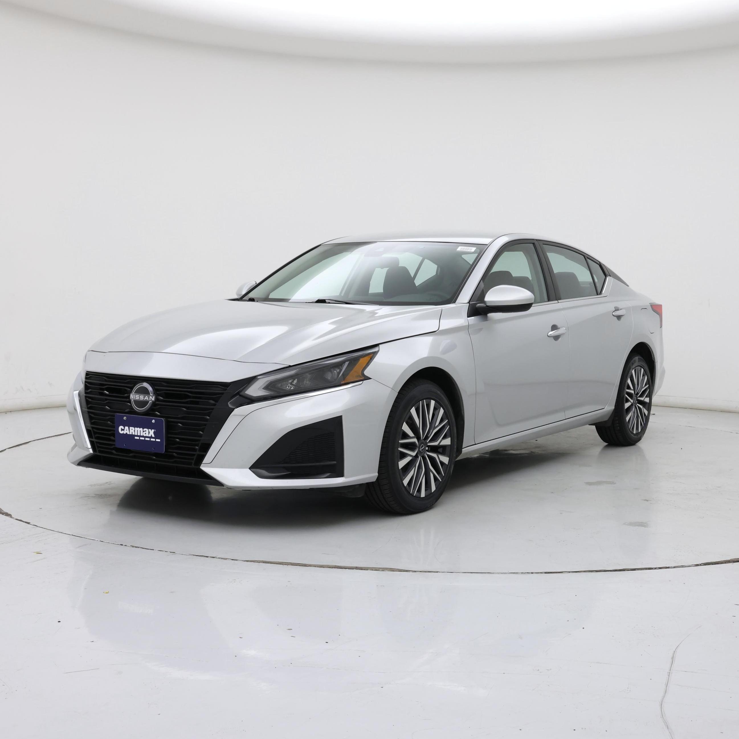 Thumbnail: 2023 Nissan Altima - 4