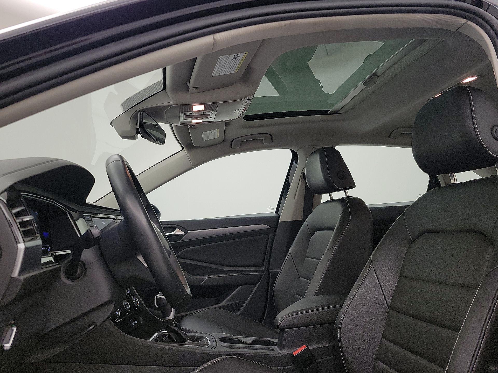 Thumbnail: 2024 Volkswagen Jetta - 19