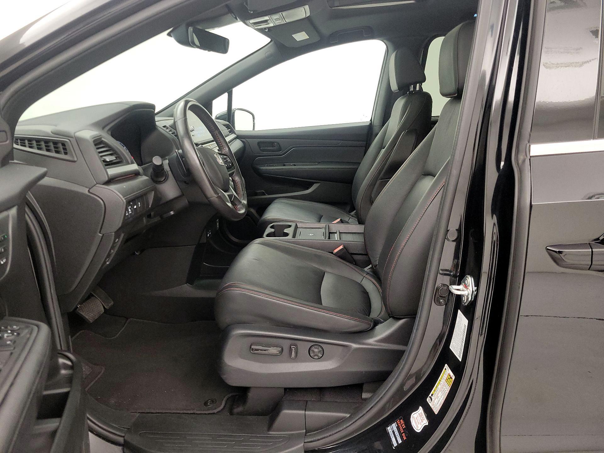 Thumbnail: 2025 Honda Odyssey - 11