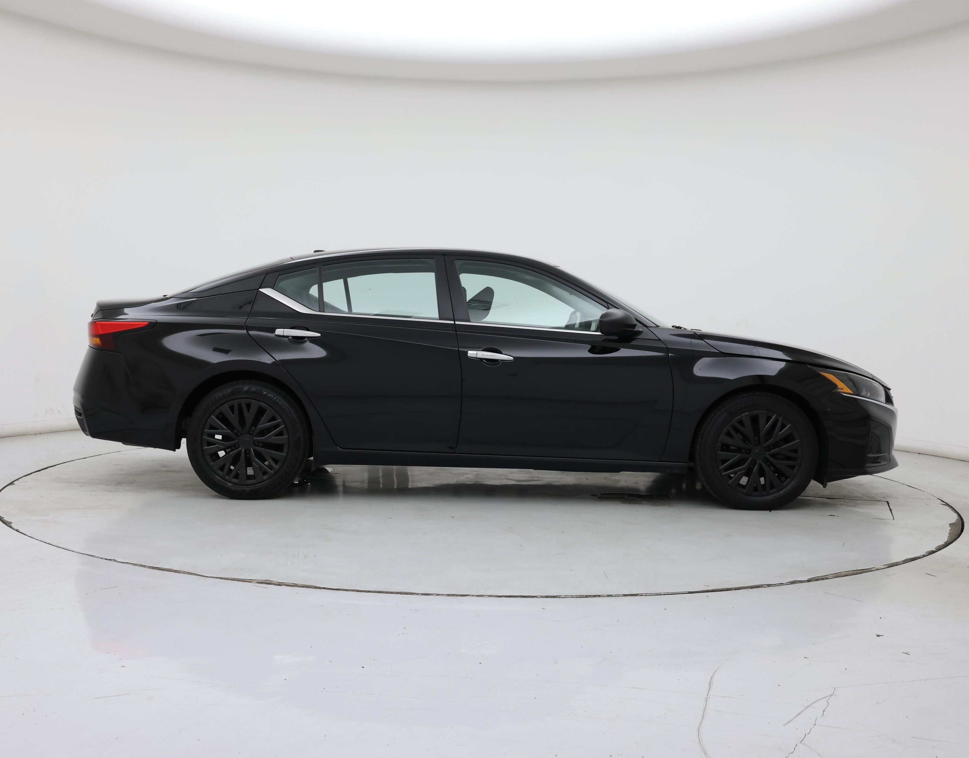 Thumbnail: 2024 Nissan Altima - 7