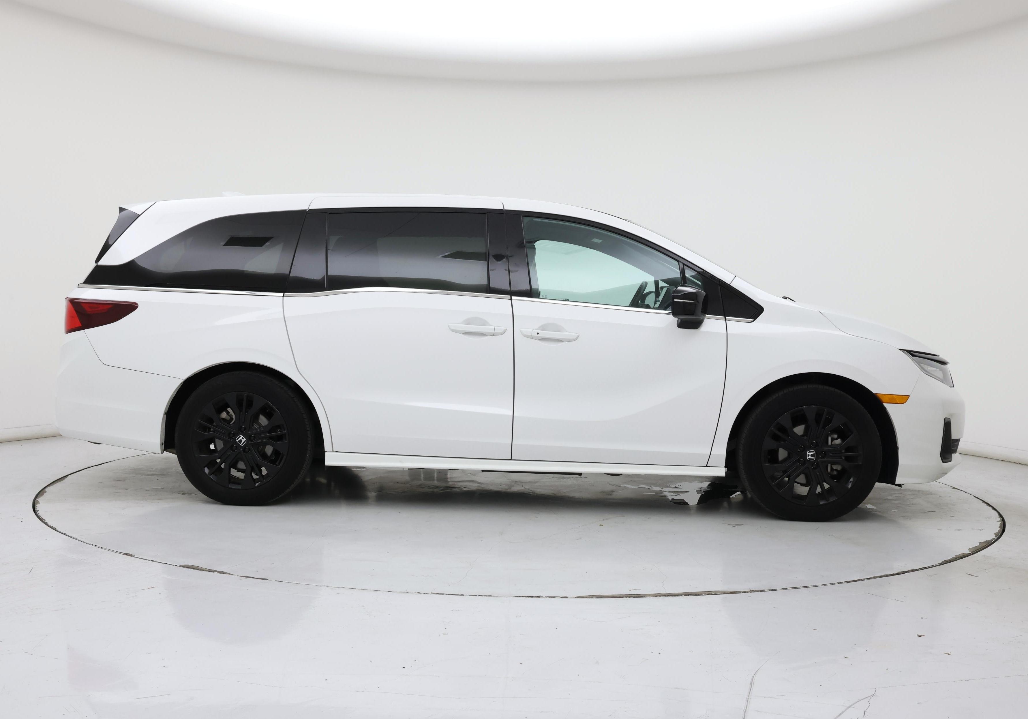 Thumbnail: 2025 Honda Odyssey - 7