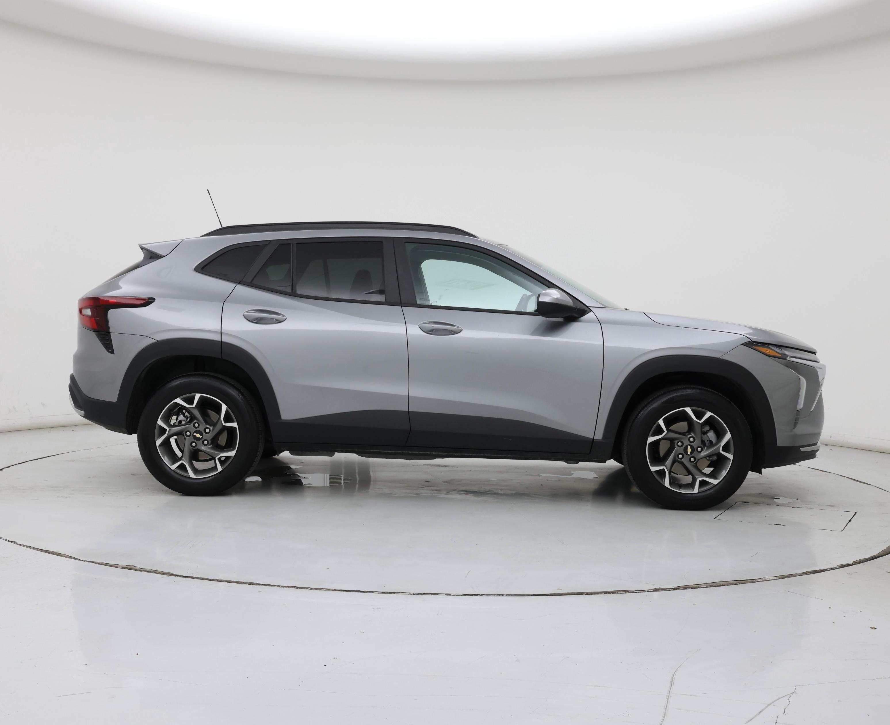 Thumbnail: 2025 Chevrolet Trax - 7