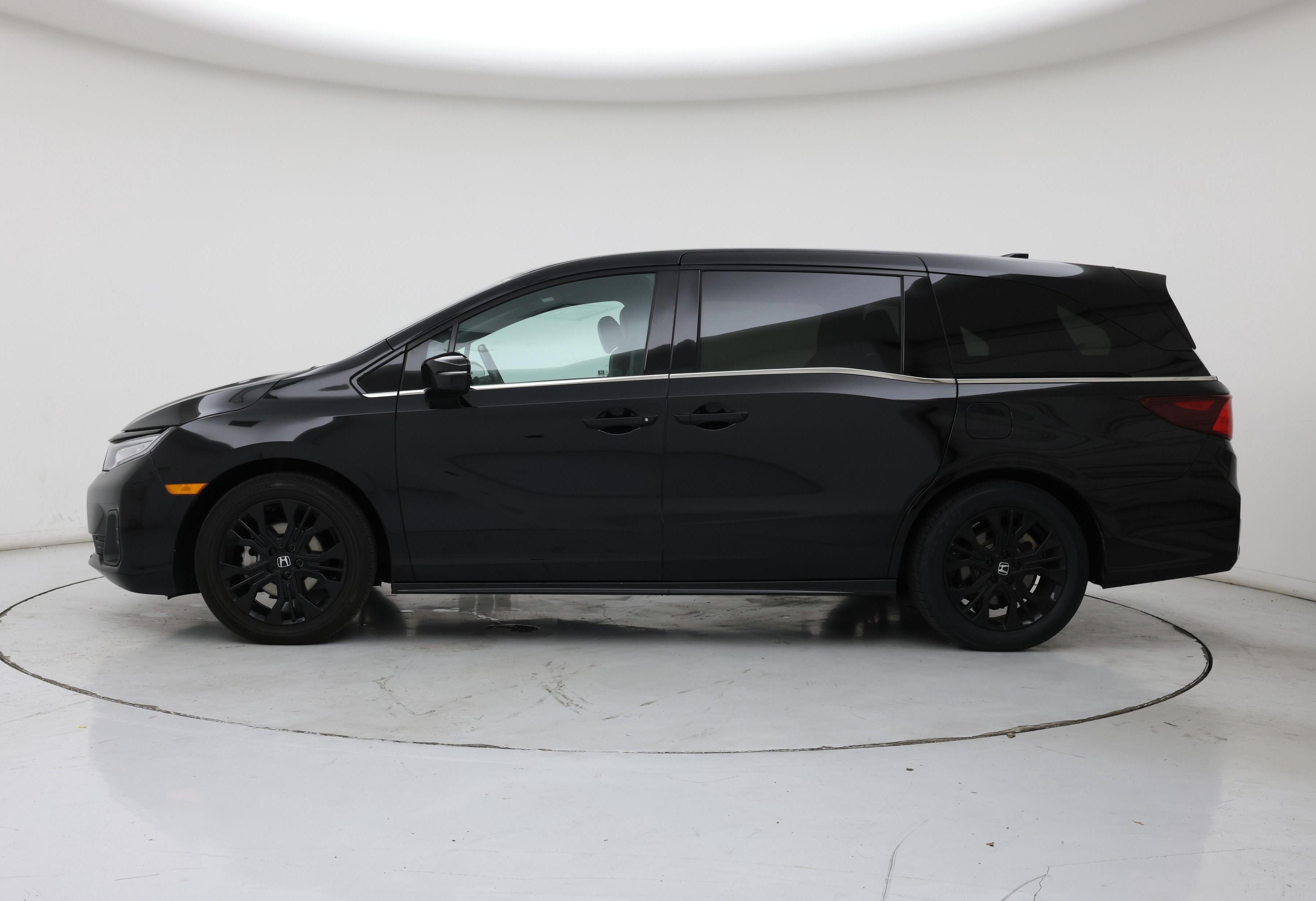 Thumbnail: 2025 Honda Odyssey - 3