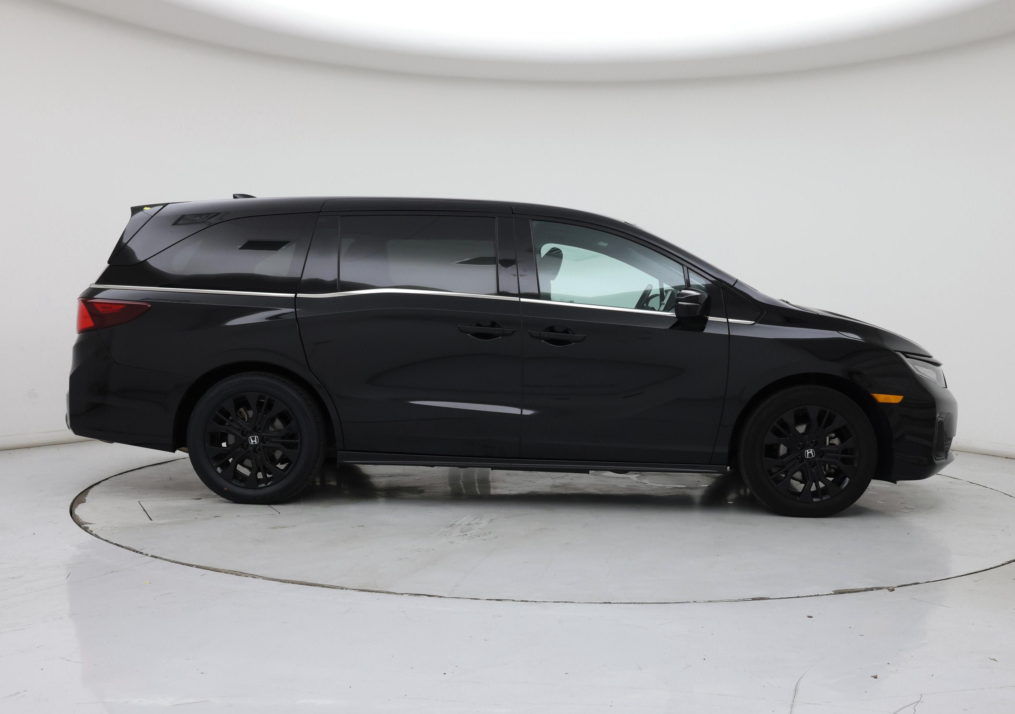 Thumbnail: 2025 Honda Odyssey - 7