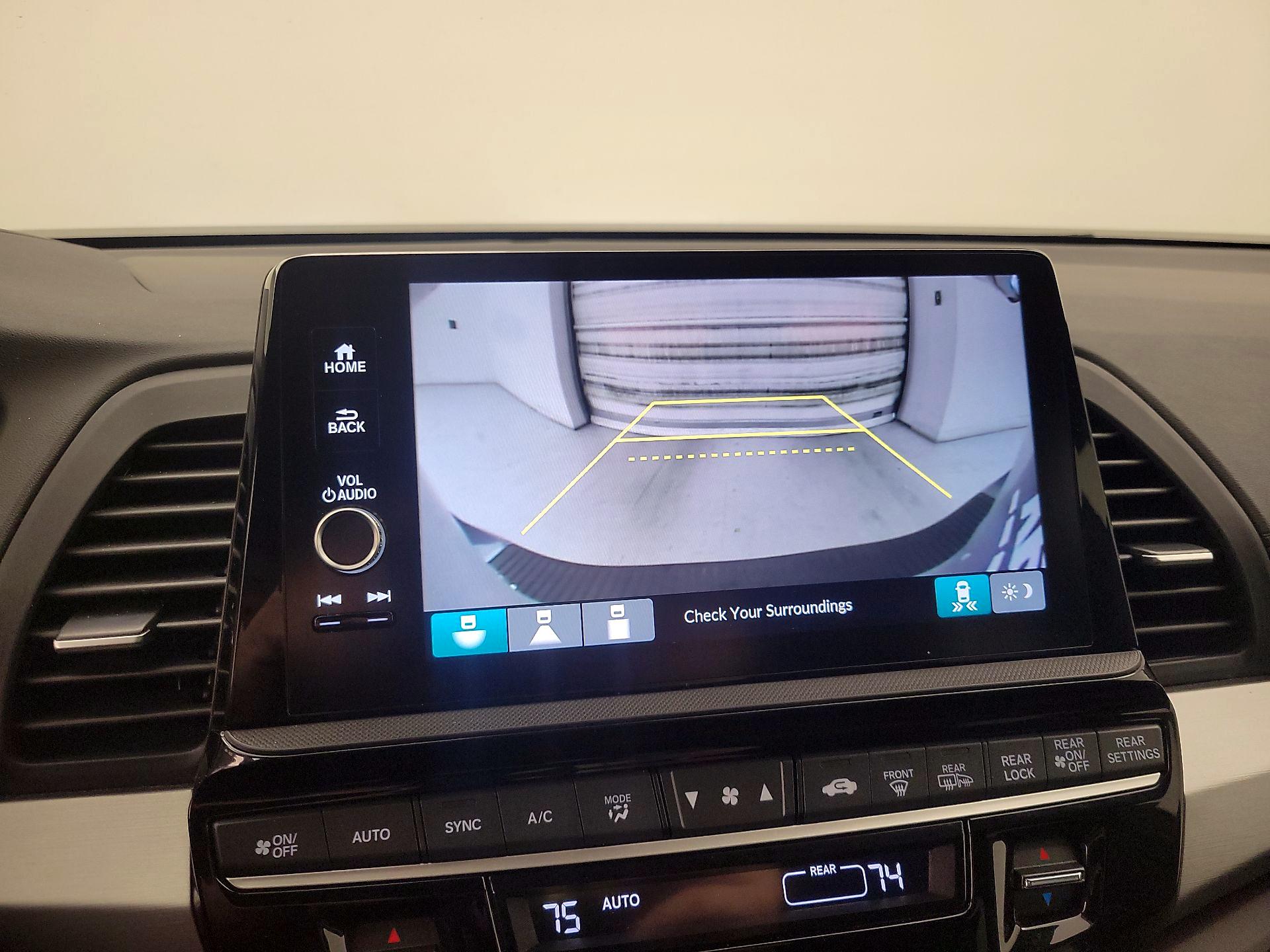 Thumbnail: 2025 Honda Odyssey - 14