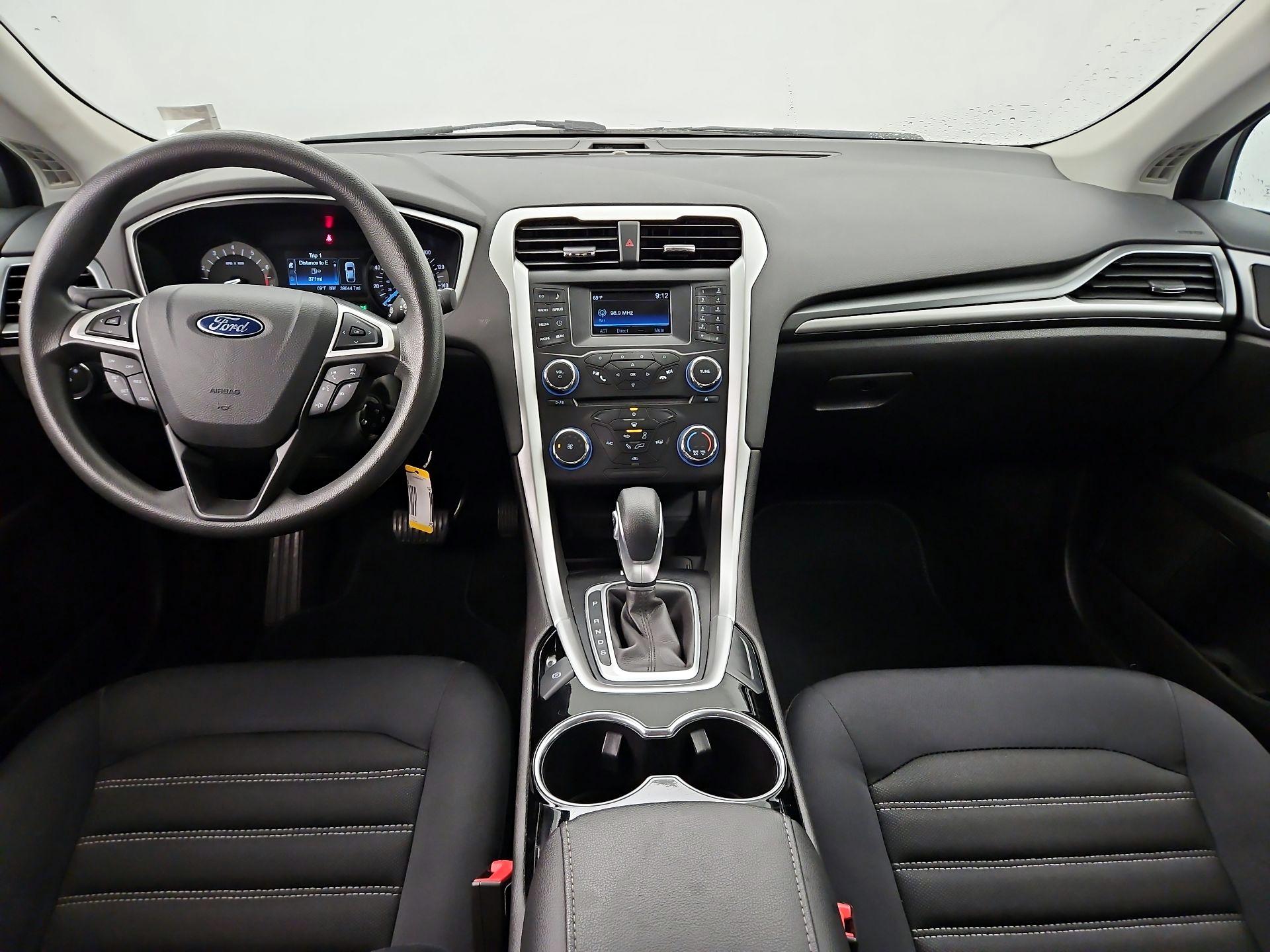 Thumbnail: 2015 Ford Fusion - 9