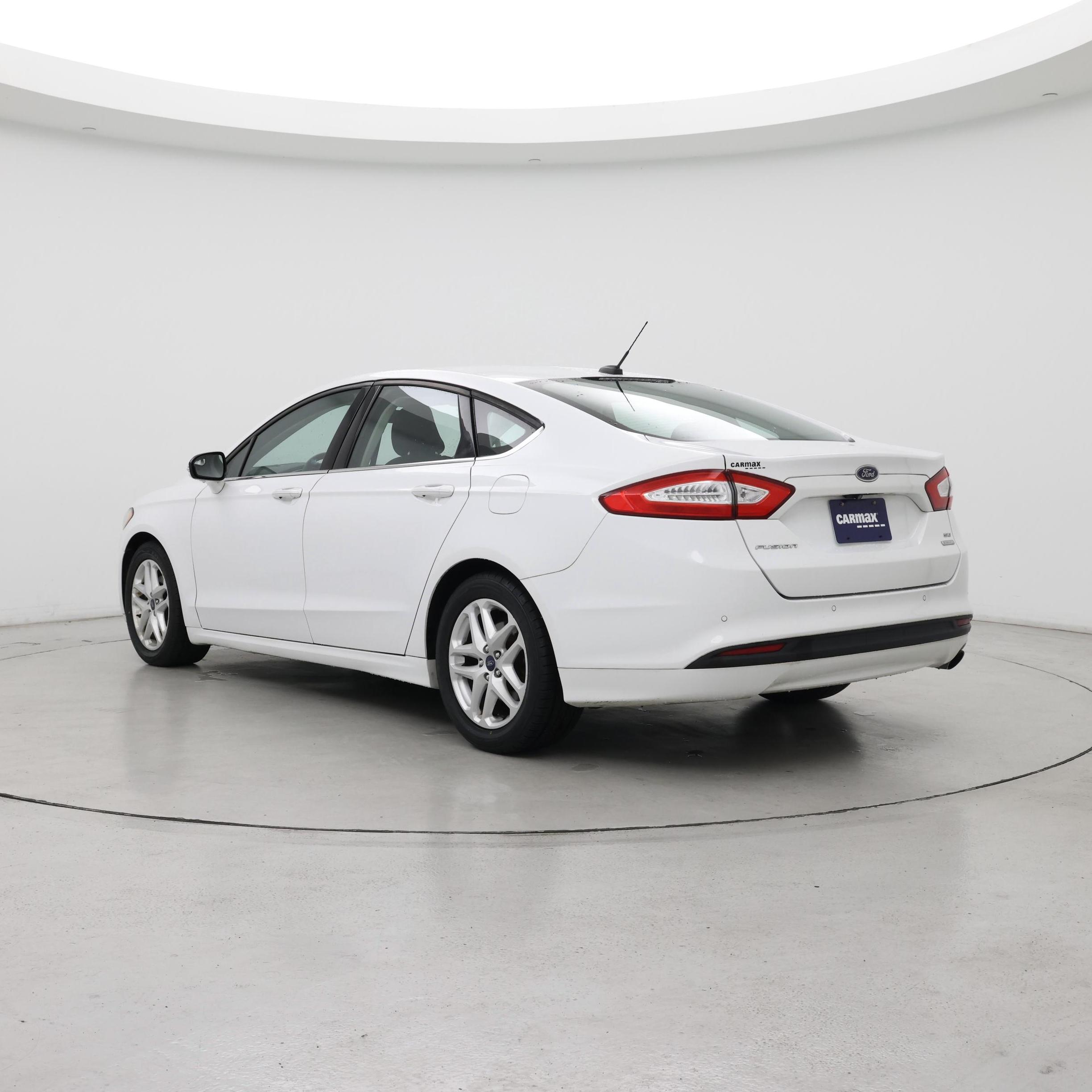Thumbnail: 2015 Ford Fusion - 2