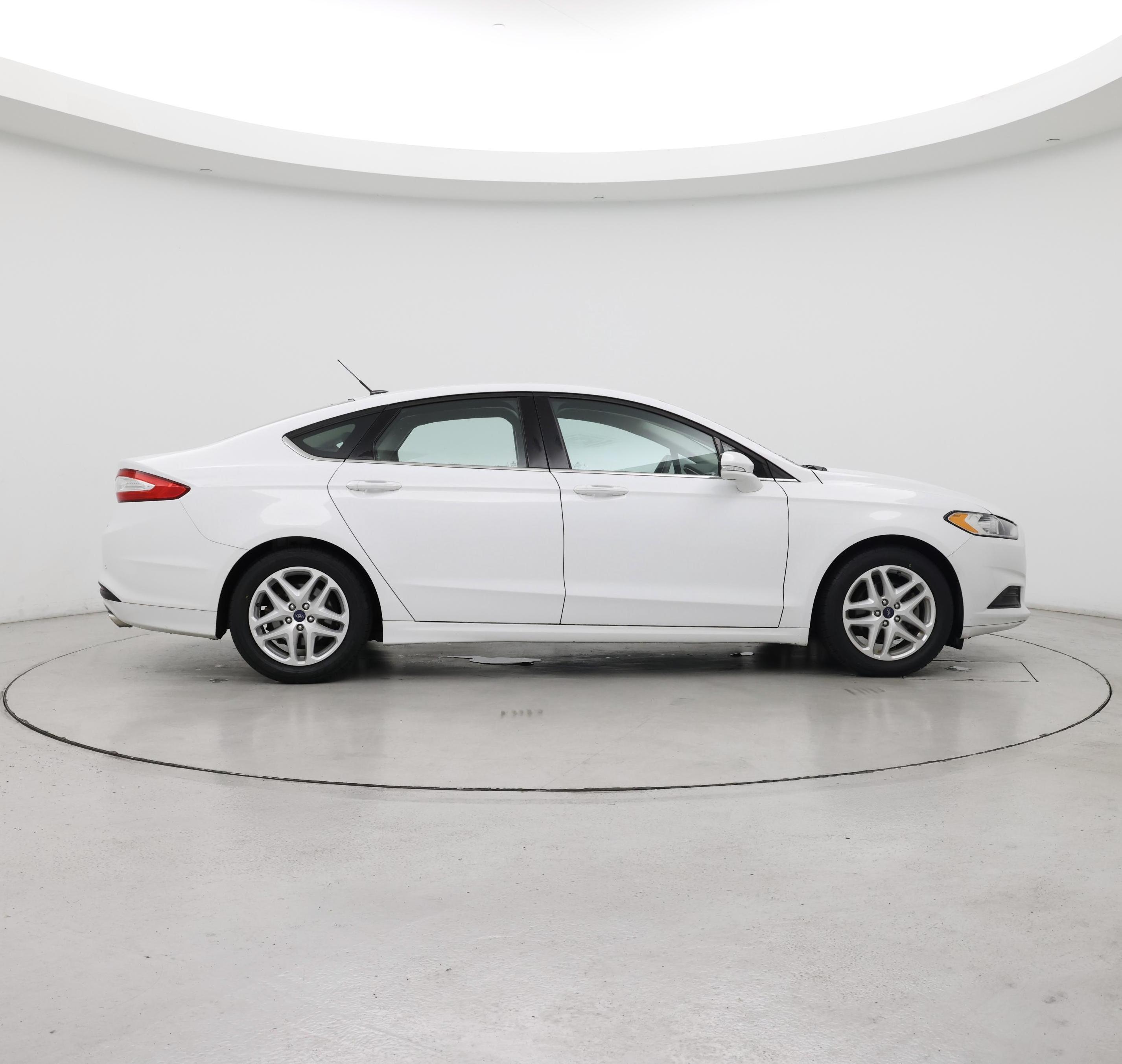 Thumbnail: 2015 Ford Fusion - 7