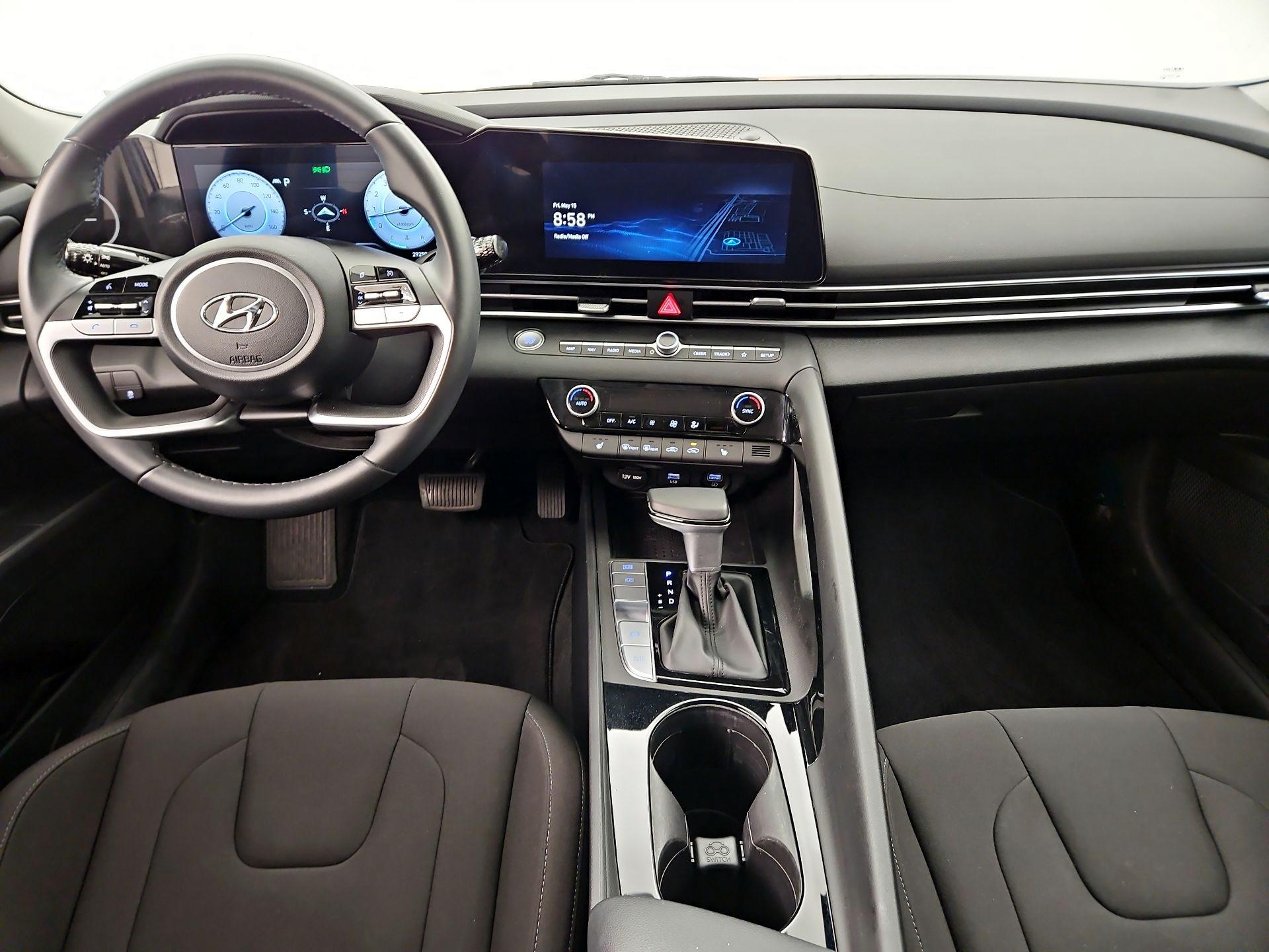 Thumbnail: 2023 Hyundai Elantra - 9