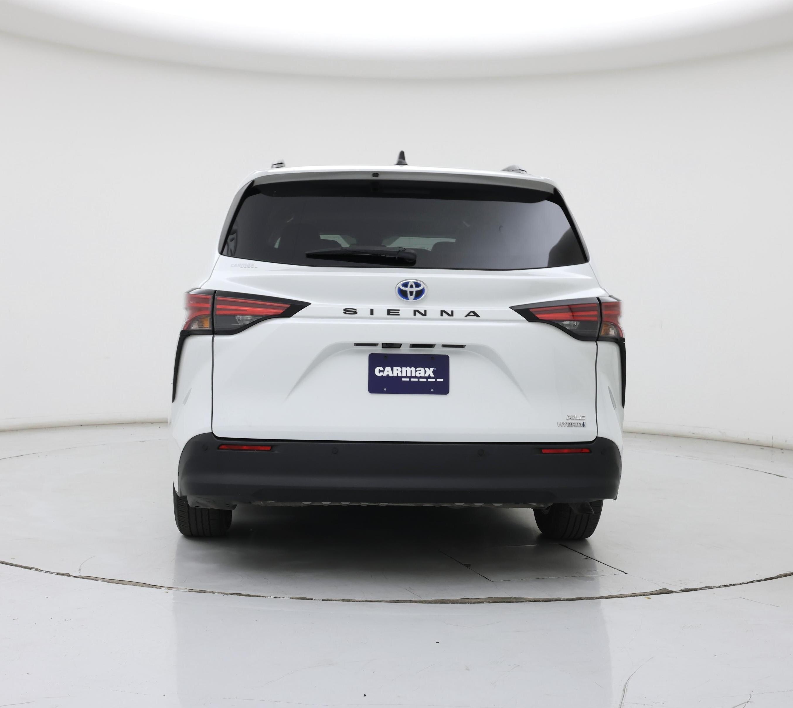 Thumbnail: 2022 Toyota Sienna - 6