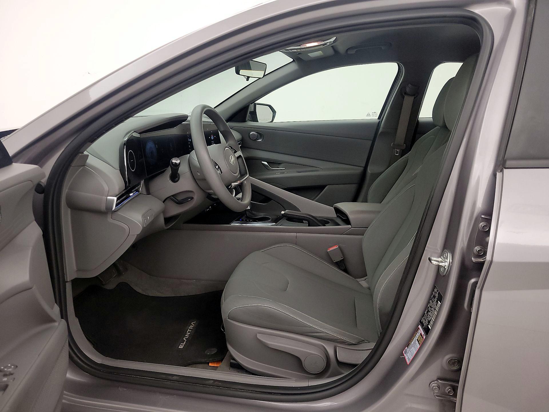 Thumbnail: 2024 Hyundai Elantra - 11