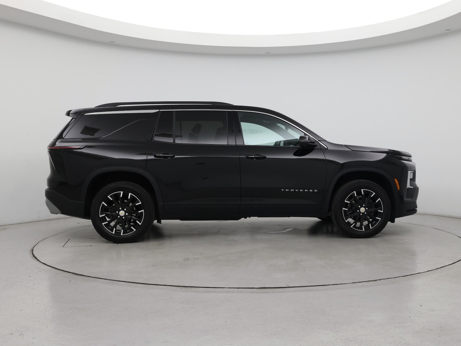 2025 Chevrolet Traverse LT - Photo 8