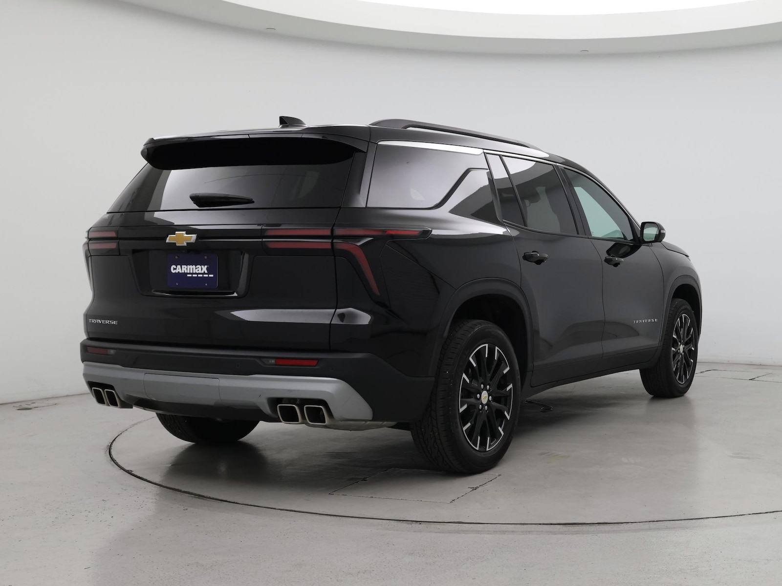 2025 Chevrolet Traverse LT - Photo 9