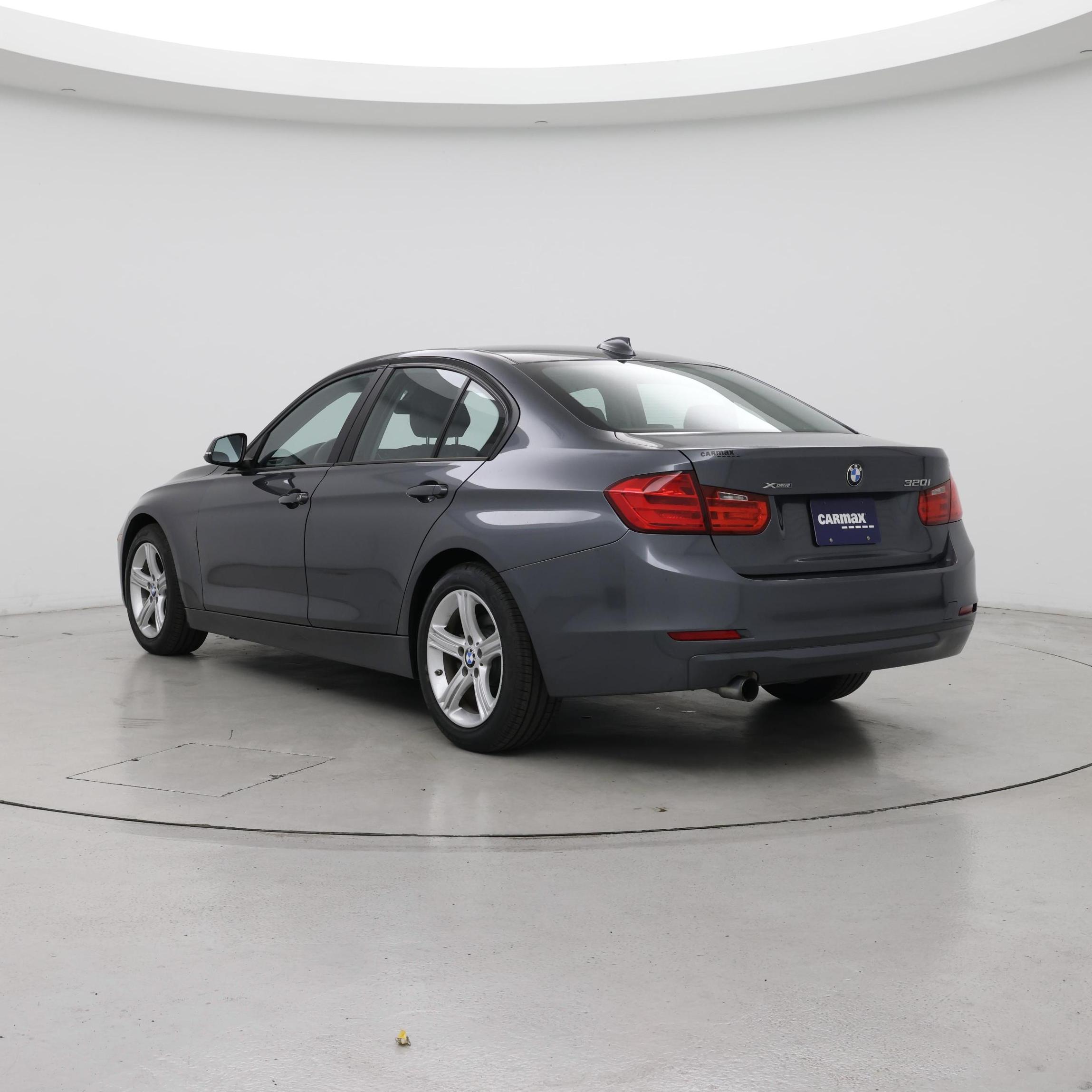 Thumbnail: 2015 BMW 3 Series - 2