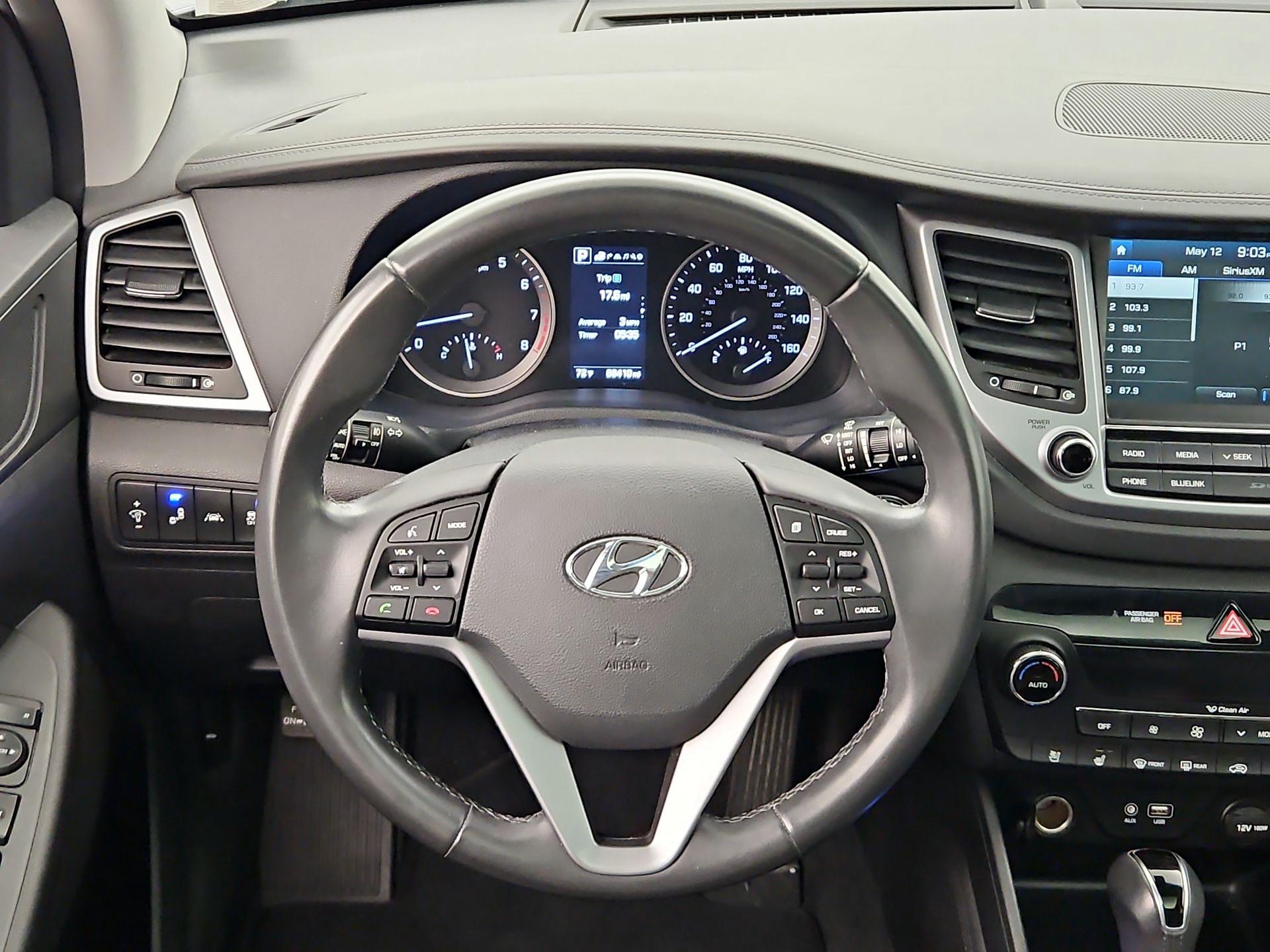 Thumbnail: 2017 Hyundai Tucson - 10