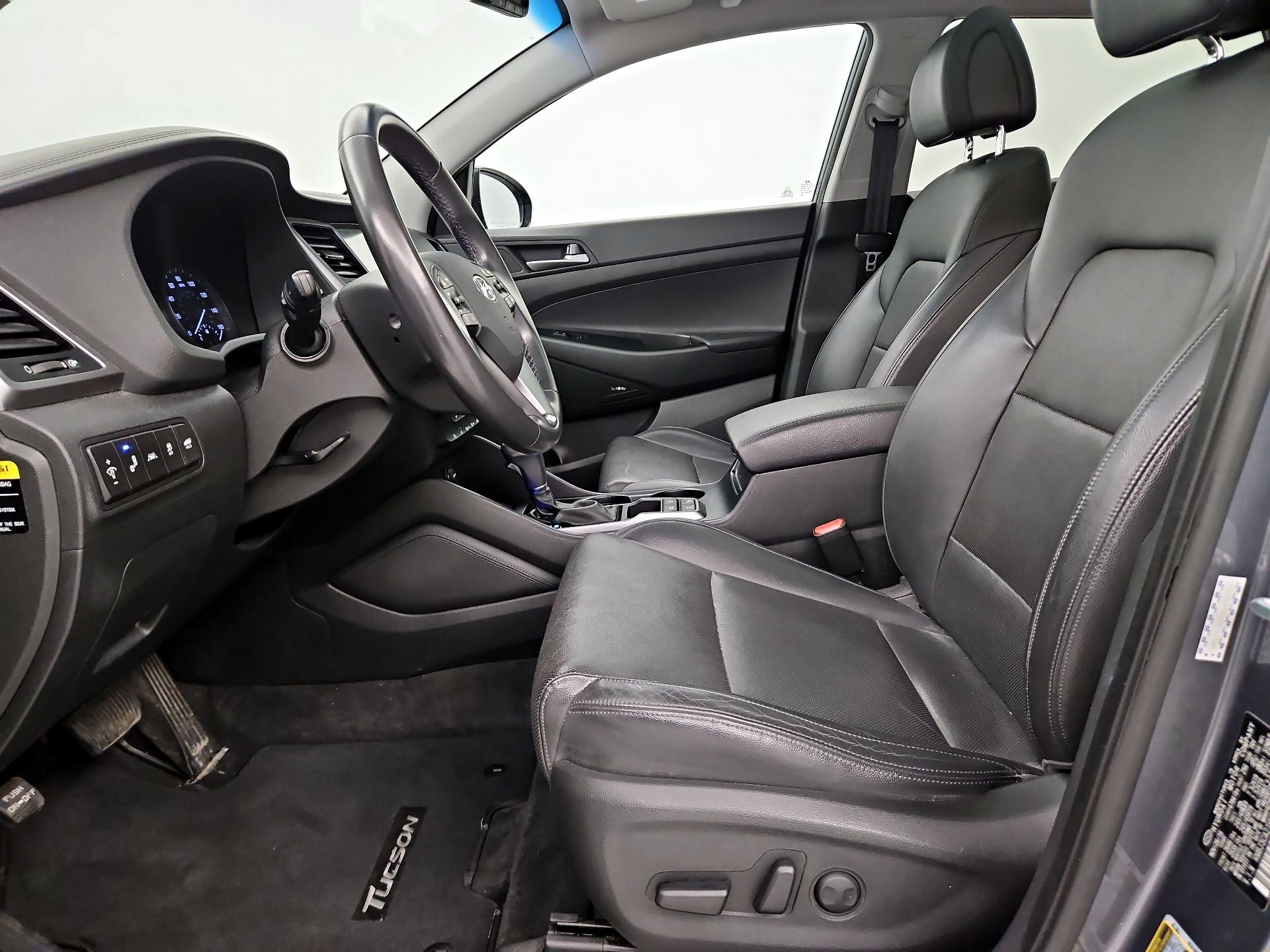 Thumbnail: 2017 Hyundai Tucson - 11