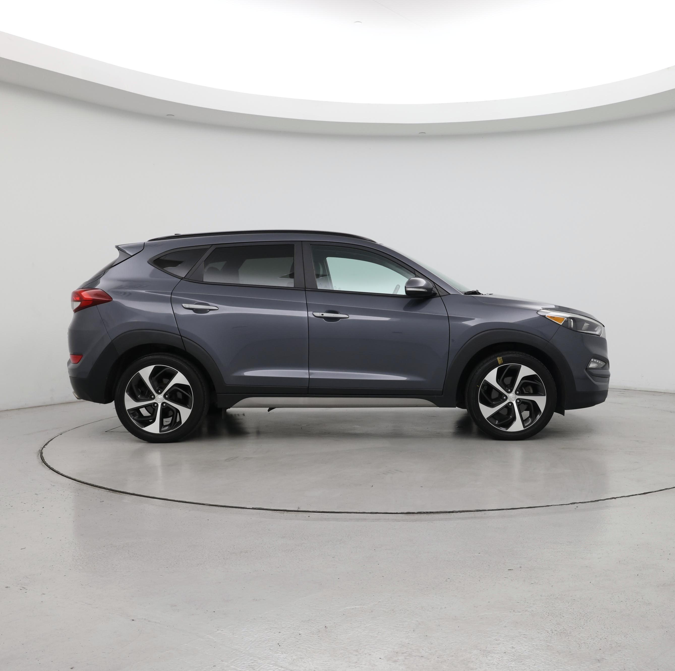 Thumbnail: 2017 Hyundai Tucson - 7