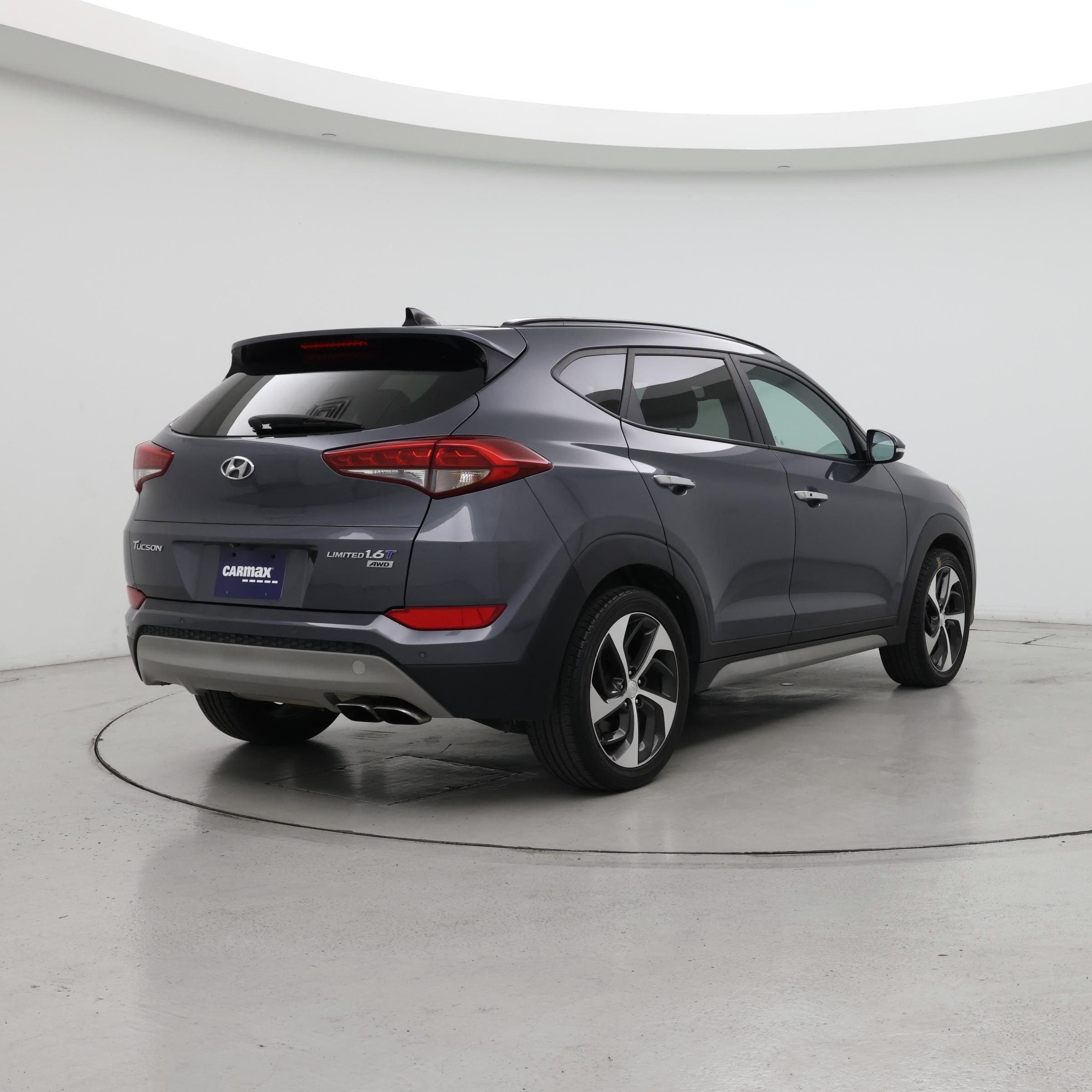 Thumbnail: 2017 Hyundai Tucson - 8