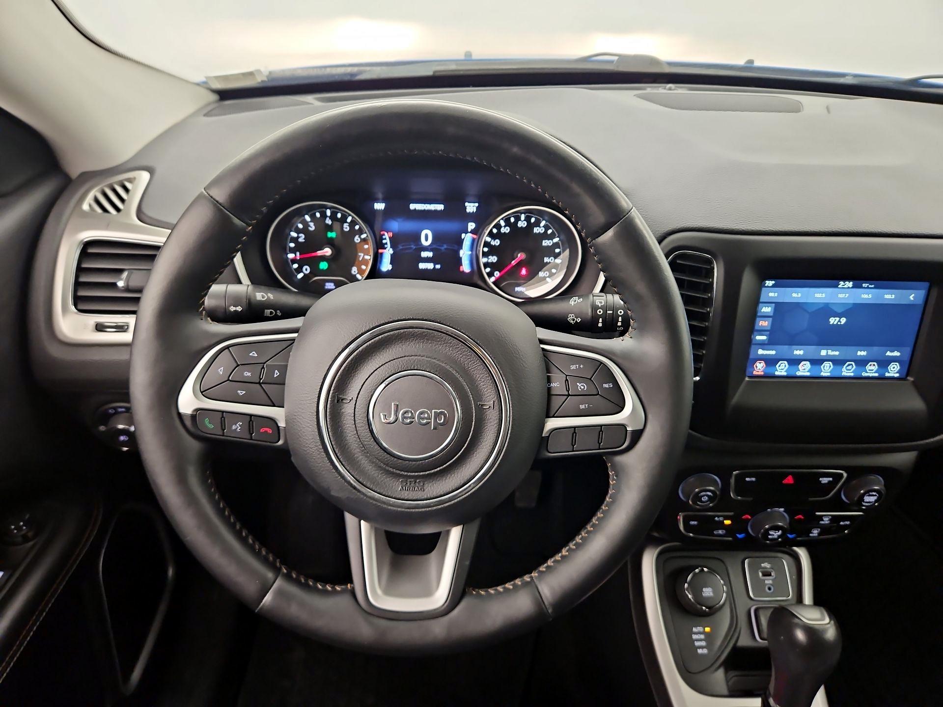 Thumbnail: 2018 Jeep Compass - 10