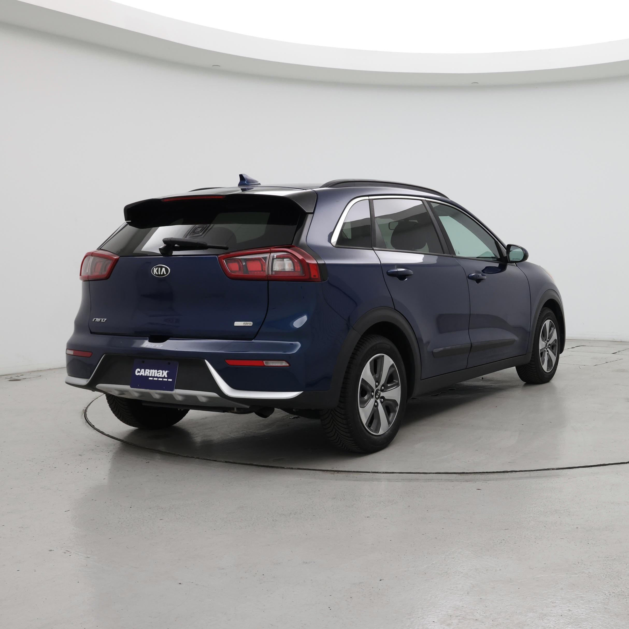 Thumbnail: 2017 Kia Niro - 8