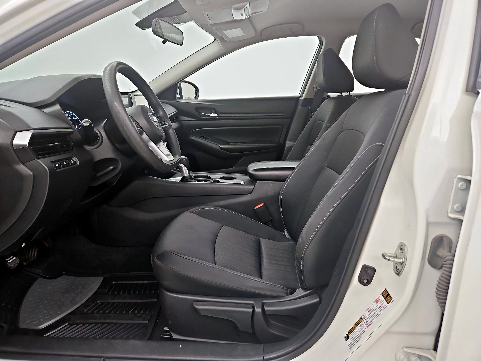 Thumbnail: 2021 Nissan Altima - 11