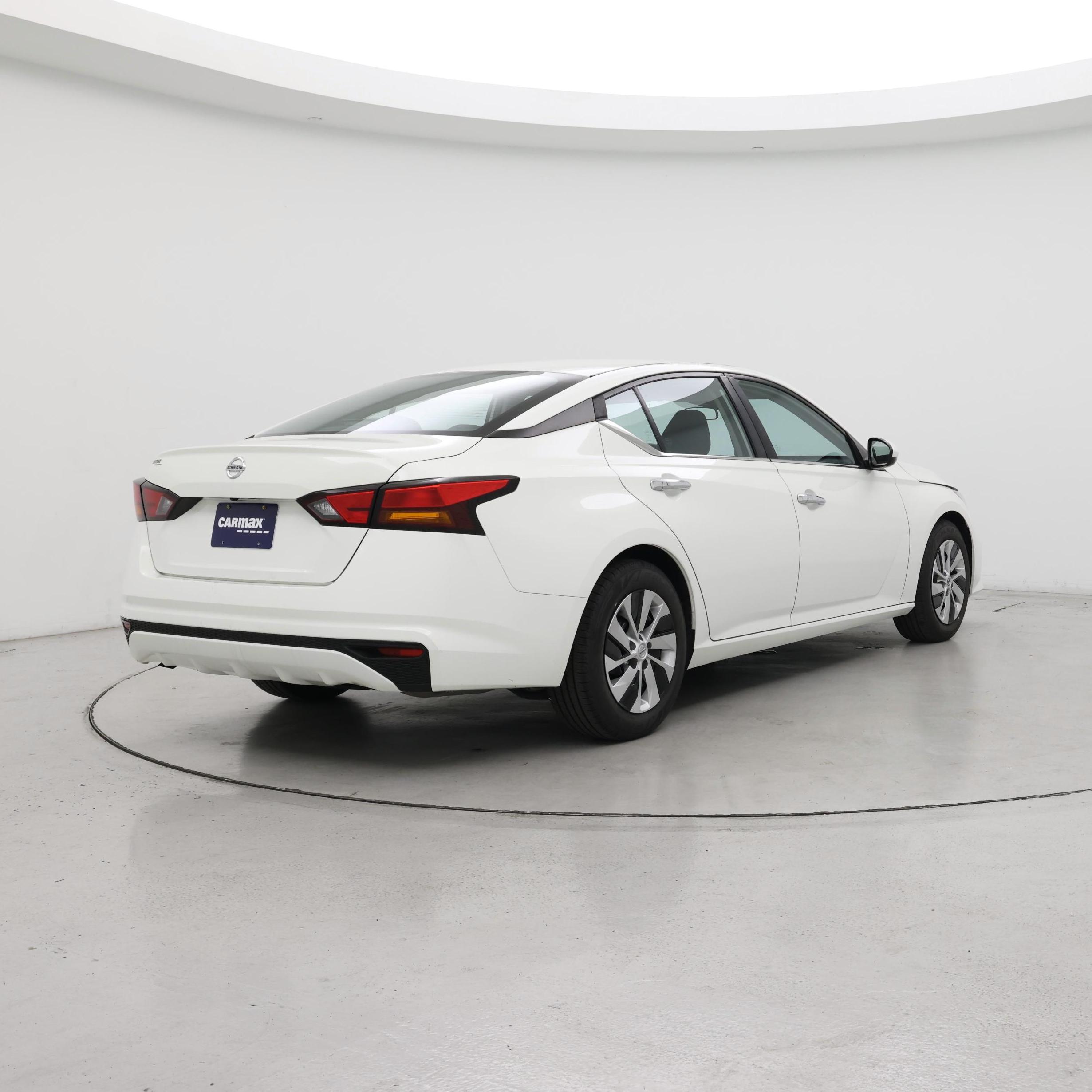 Thumbnail: 2021 Nissan Altima - 8