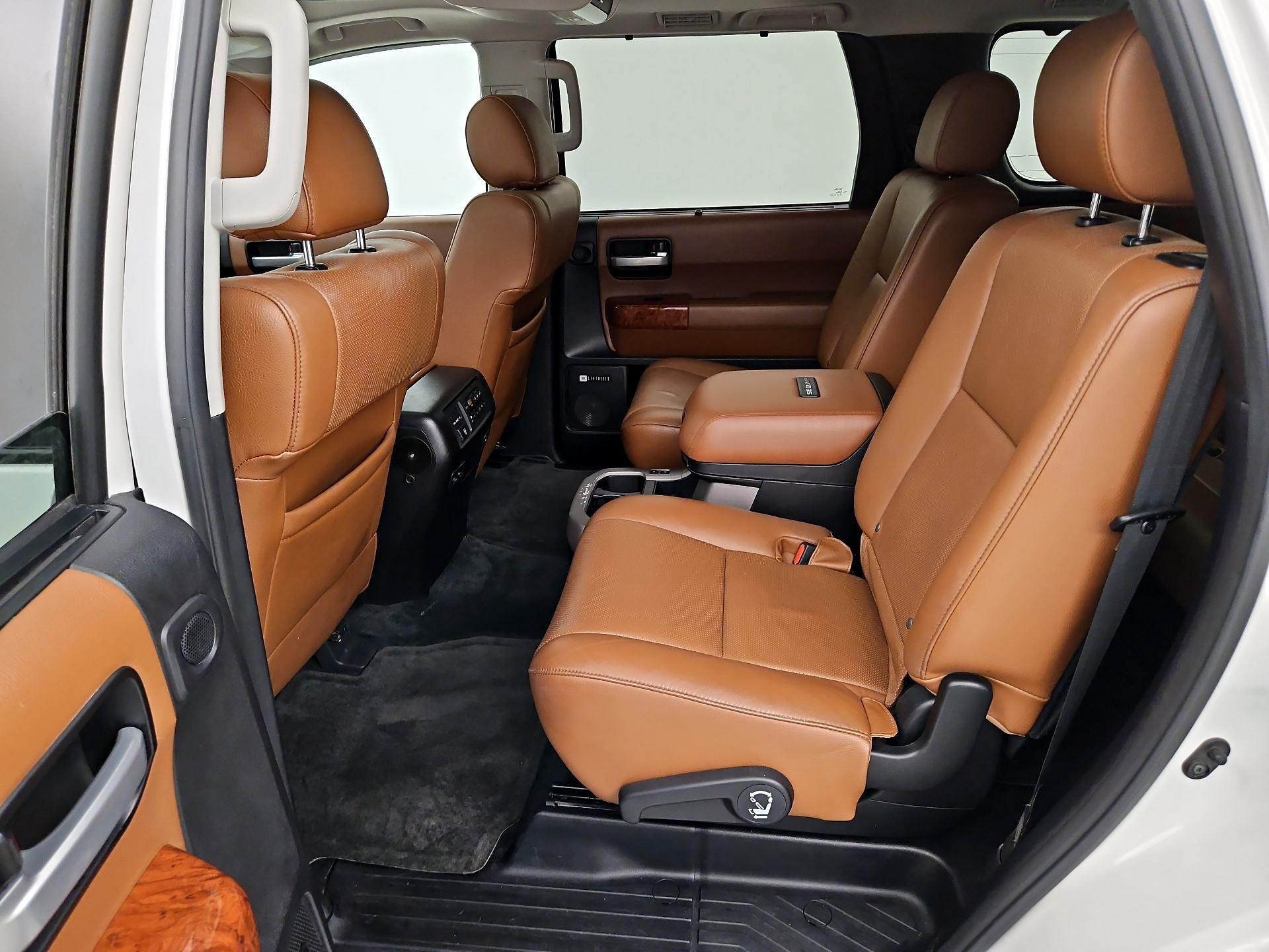 Thumbnail: 2018 Toyota Sequoia - 20