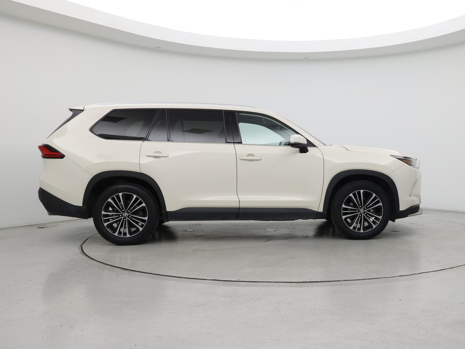2024 Toyota Grand Highlander Platinum - Photo 8