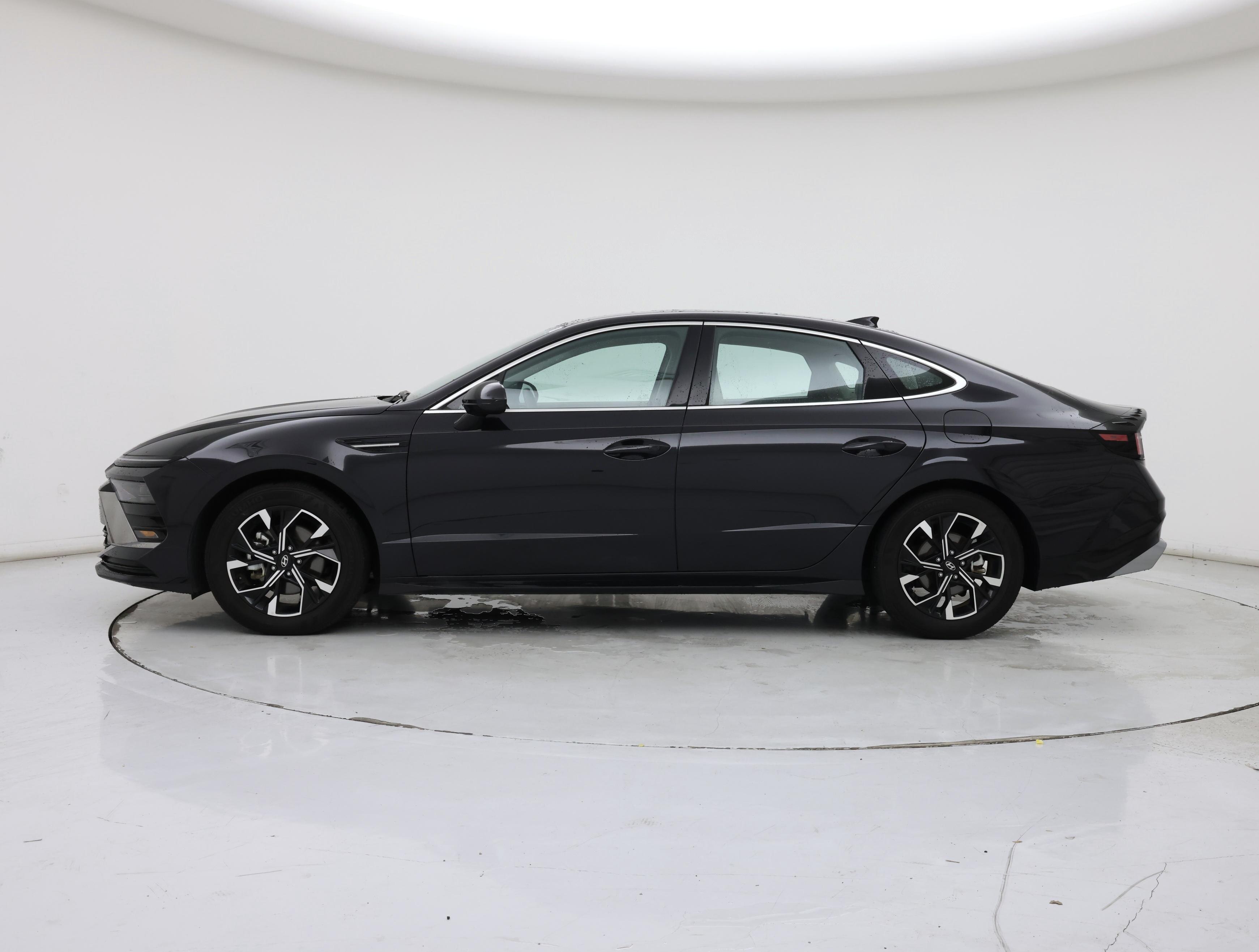 Thumbnail: 2025 Hyundai Sonata - 3