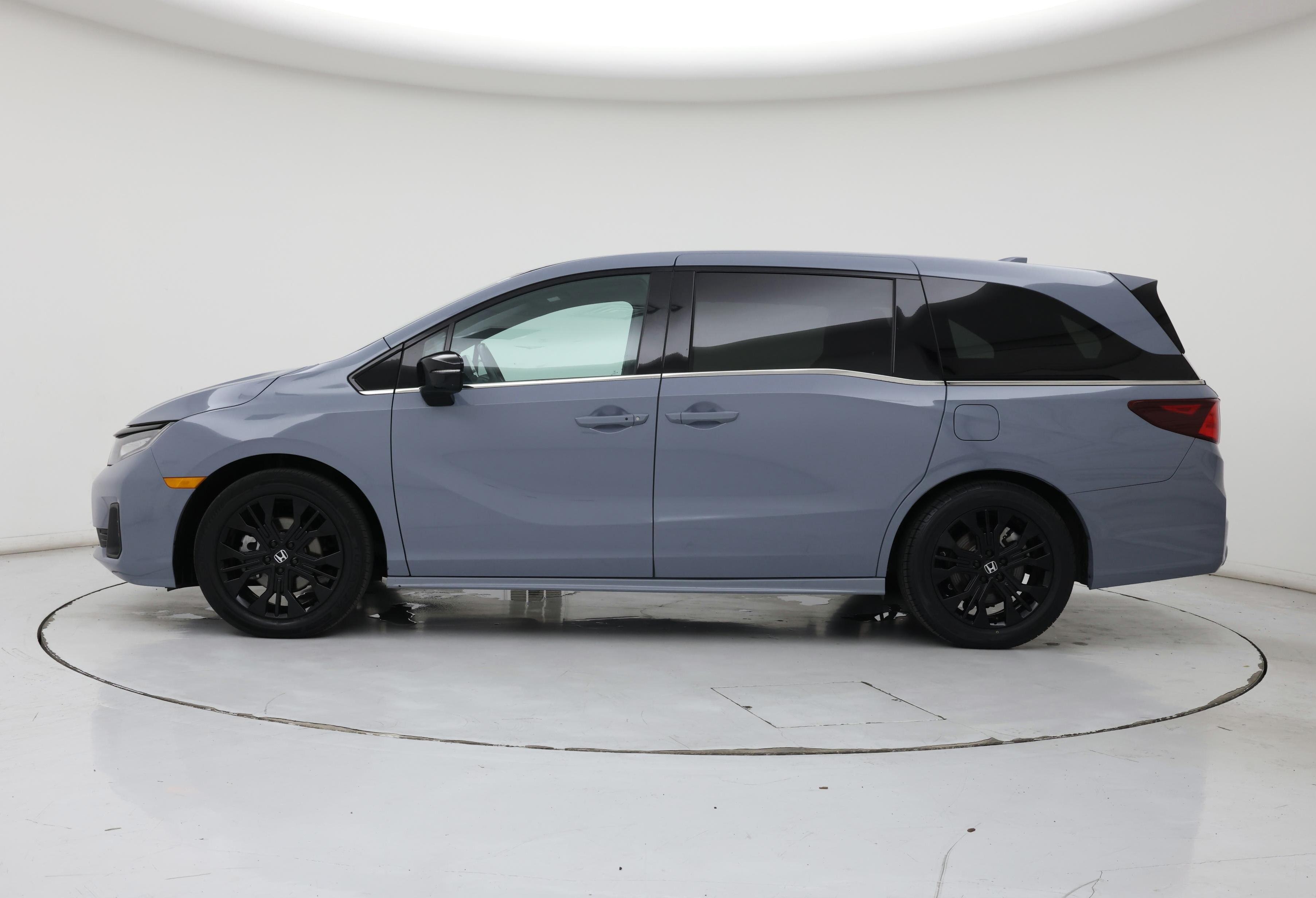 Thumbnail: 2025 Honda Odyssey - 3