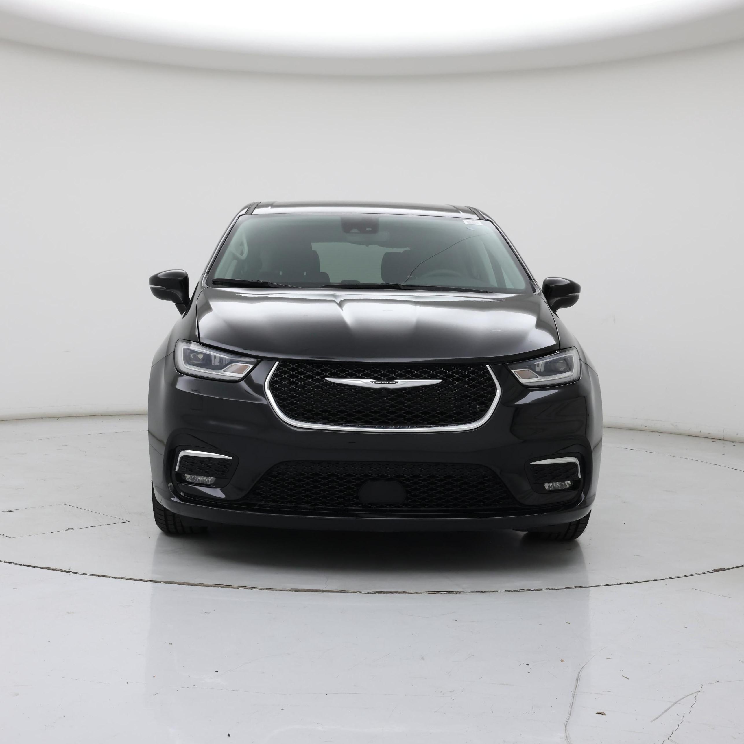 Thumbnail: 2023 Chrysler Pacifica - 5