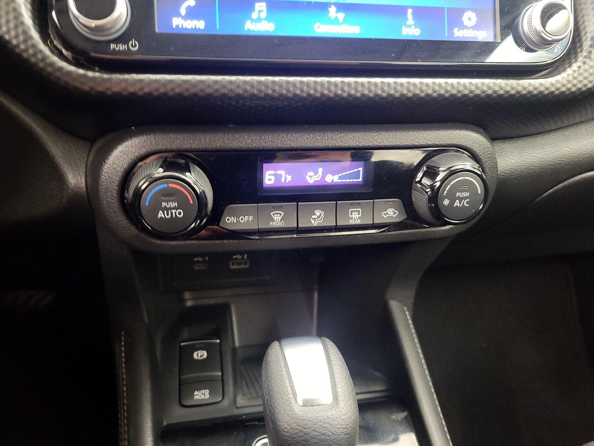 Thumbnail: 2021 Nissan Kicks - 16