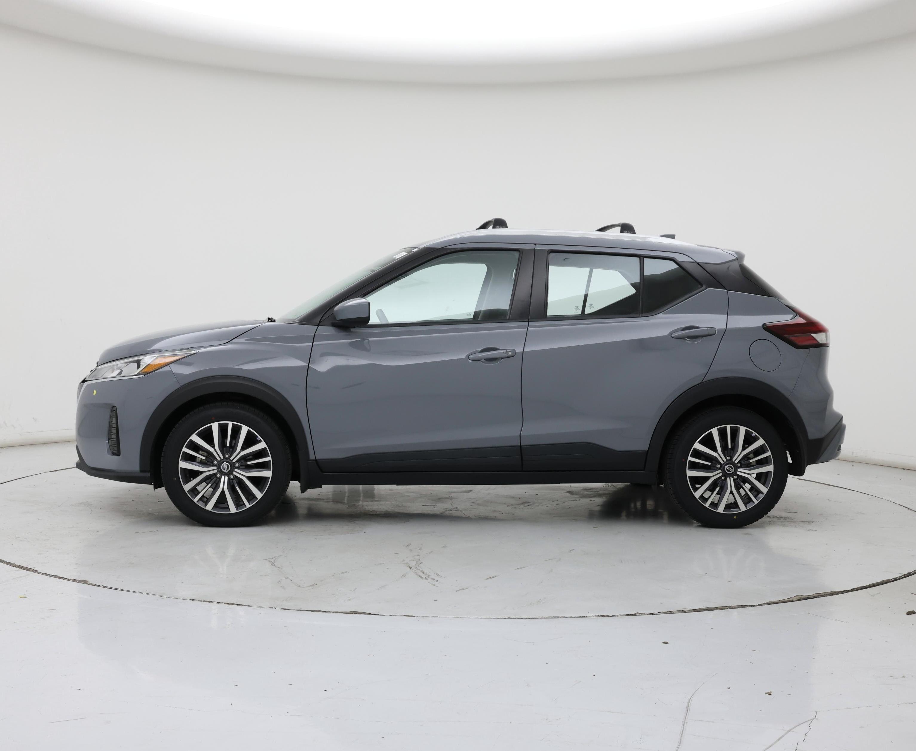 Thumbnail: 2021 Nissan Kicks - 3