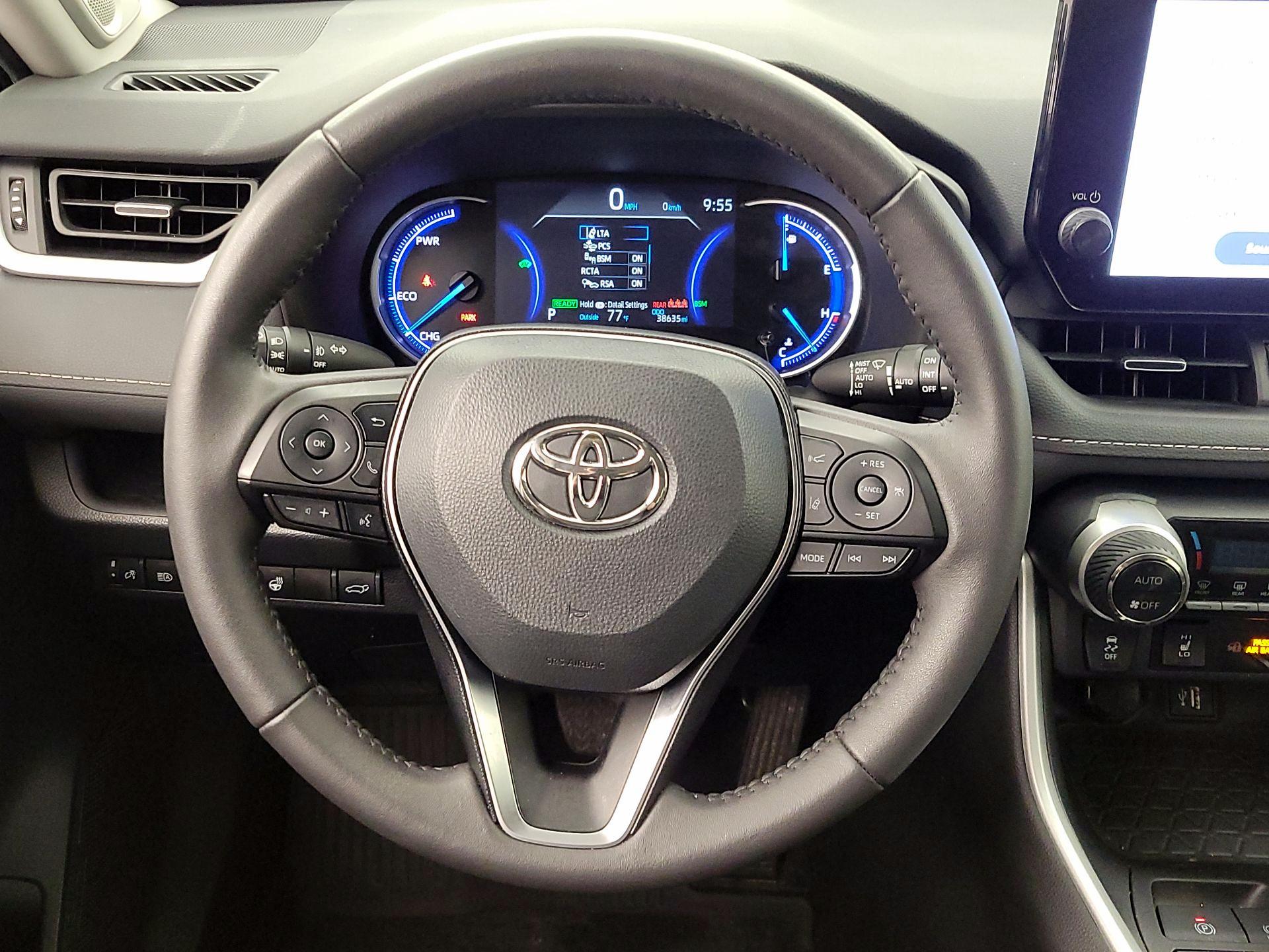 Thumbnail: 2024 Toyota RAV4 - 10
