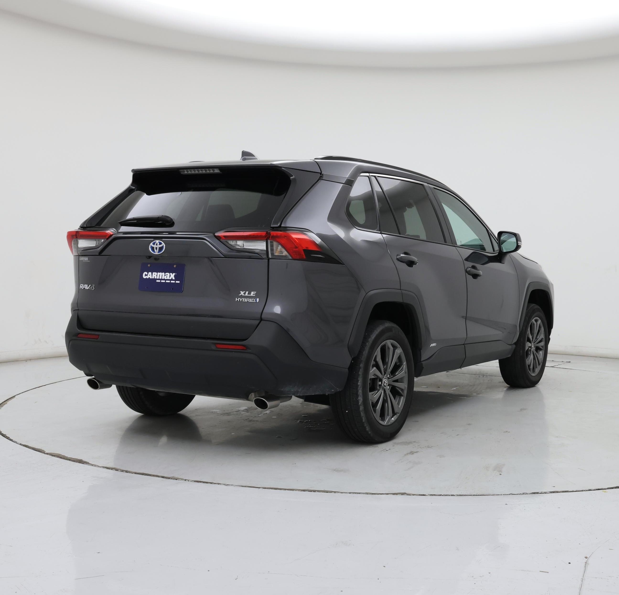 Thumbnail: 2024 Toyota RAV4 - 8
