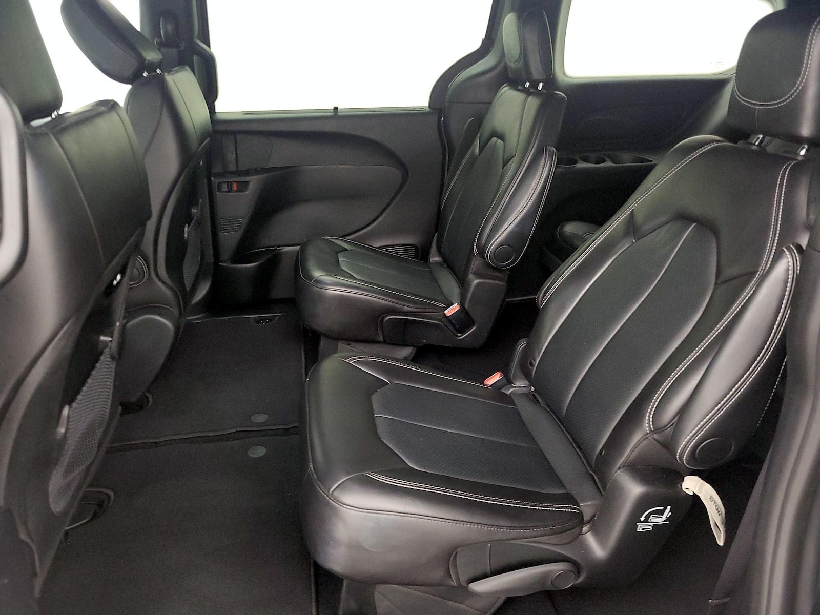 2025 Chrysler Pacifica Select - Photo 20