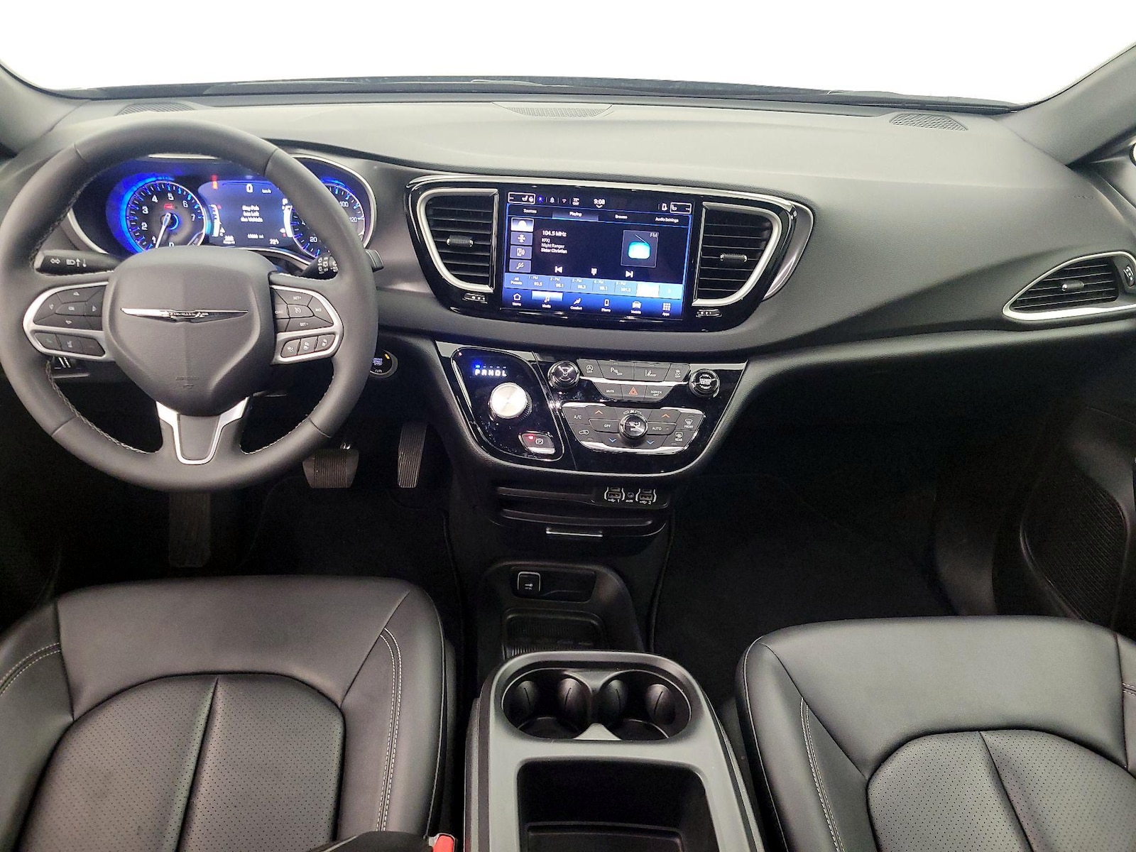 2025 Chrysler Pacifica Select - Photo 10