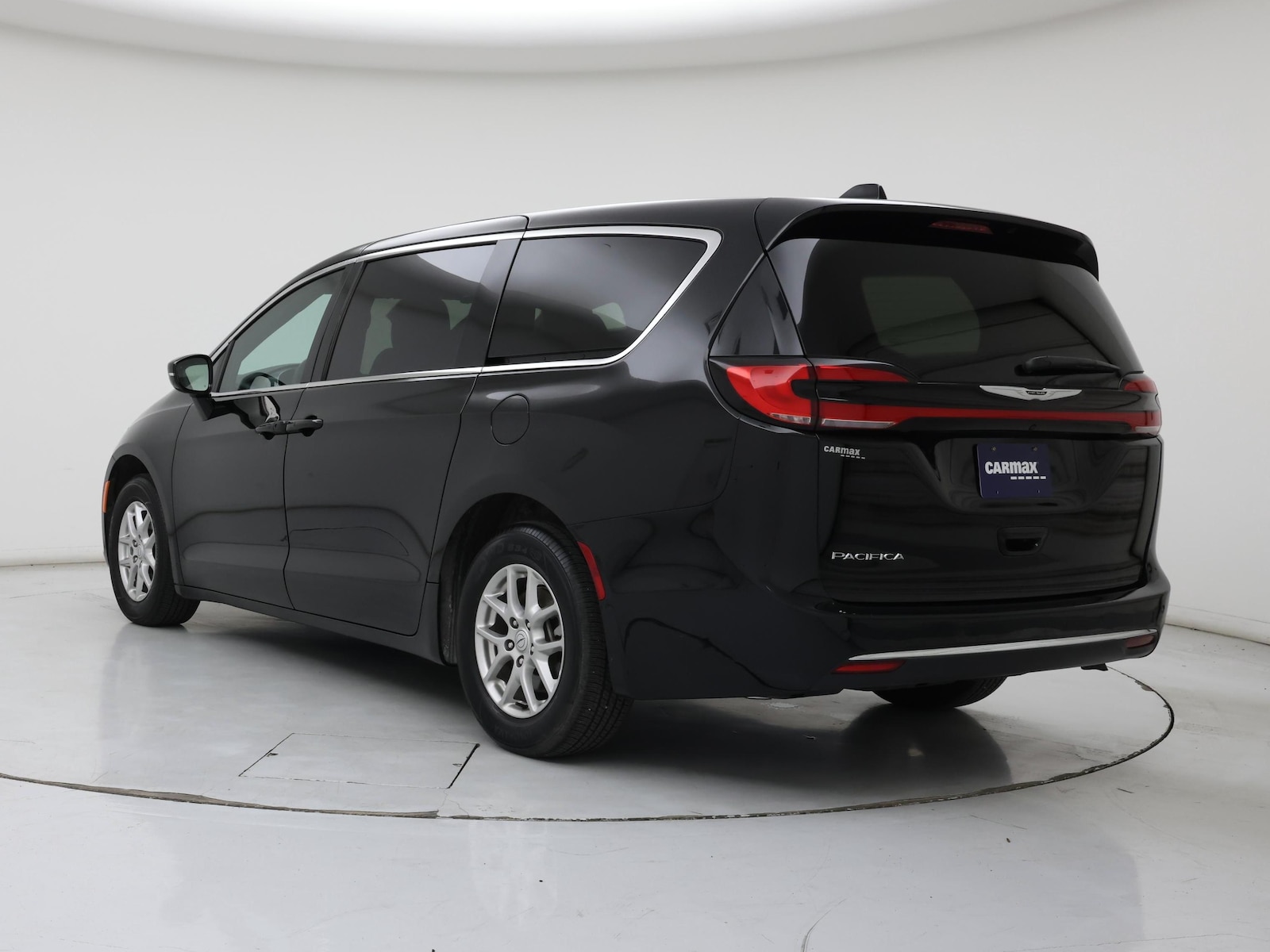 2025 Chrysler Pacifica Select - Photo 3