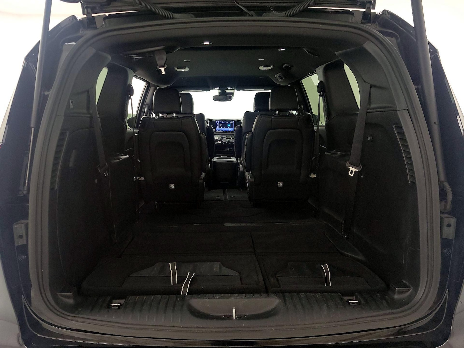 2025 Chrysler Pacifica Select - Photo 23
