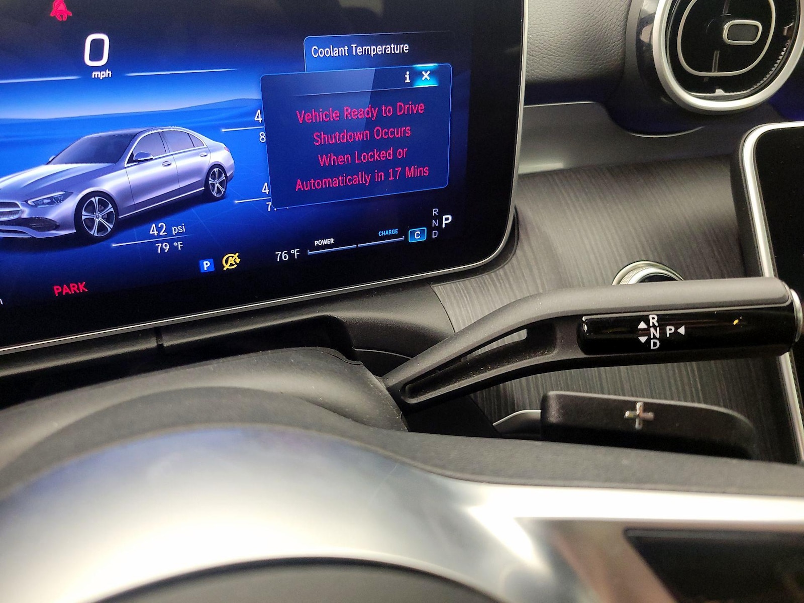 2025 Mercedes-Benz C-Class Sedan C 300 - Photo 18