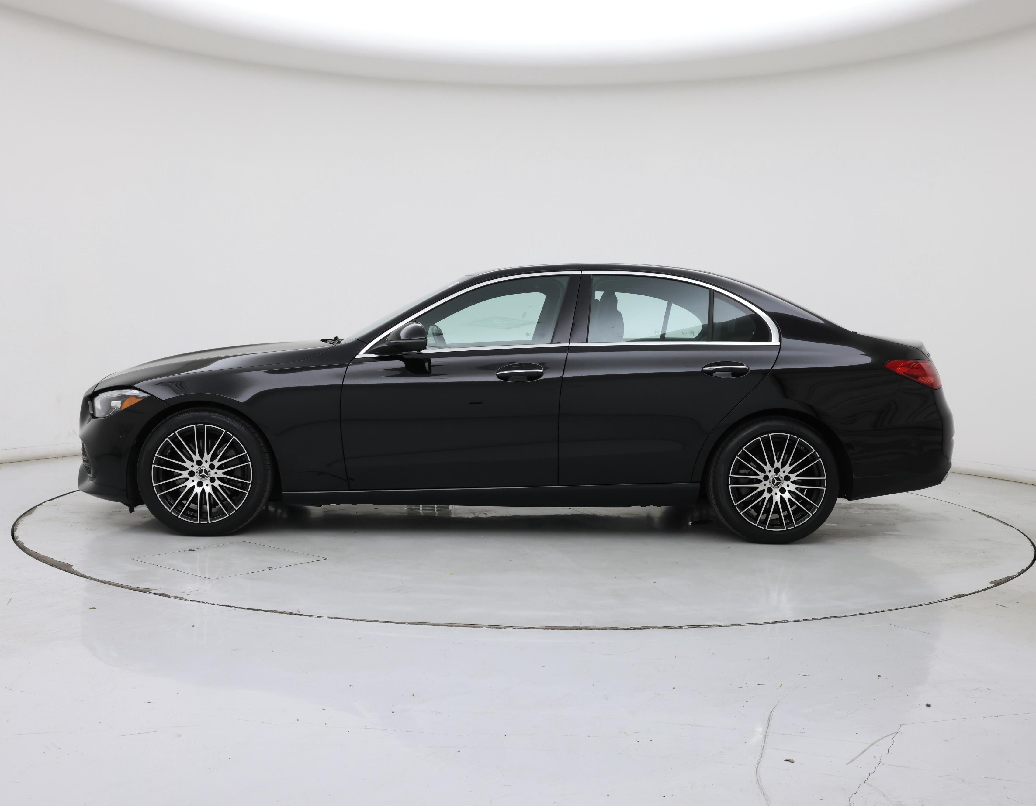 Thumbnail: 2025 Mercedes-Benz C-Class - 3